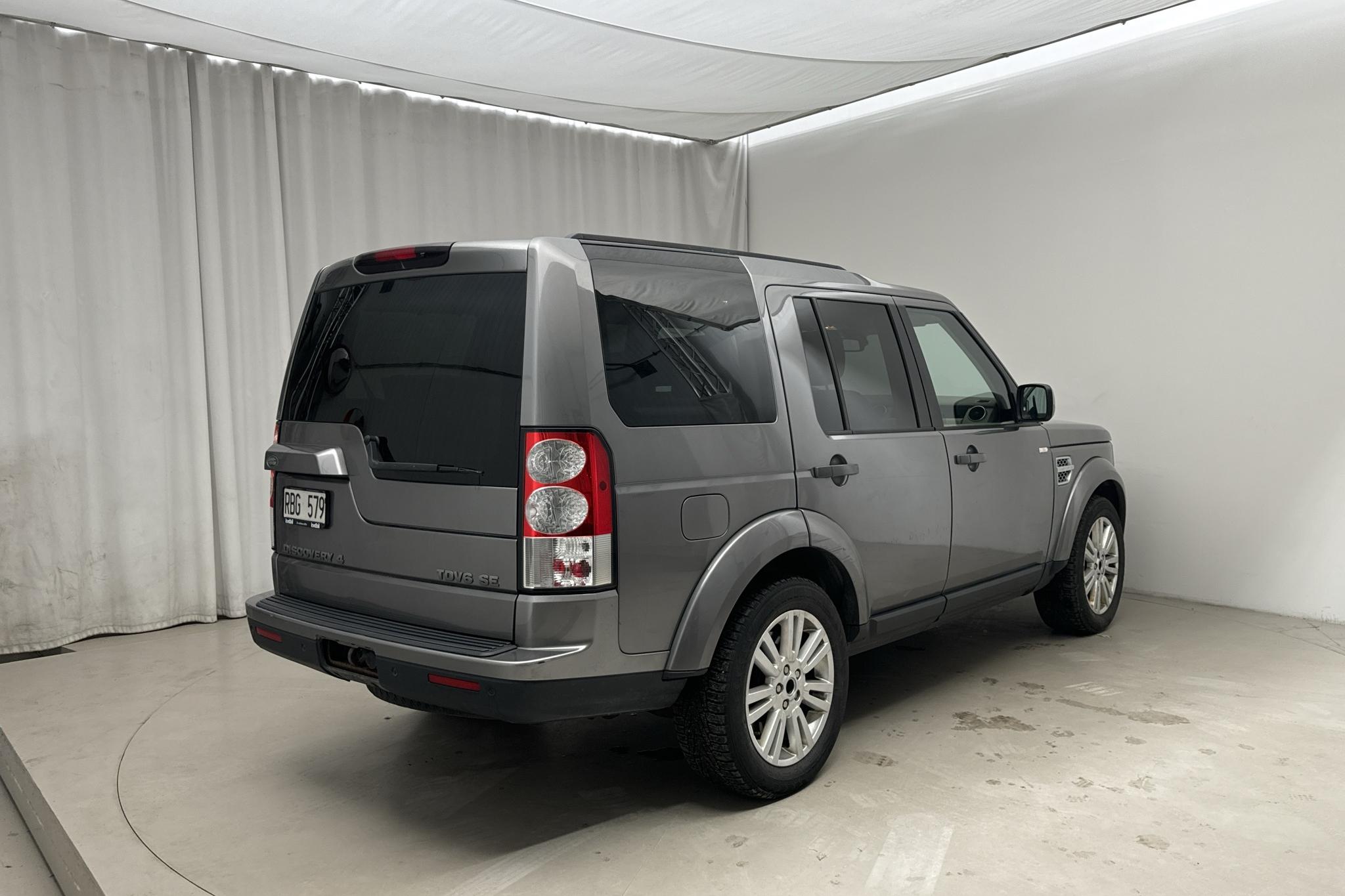 Land Rover Discovery 4 3.0 TDV6 (210hk) - 18 053 mil - Automat - grå - 2011