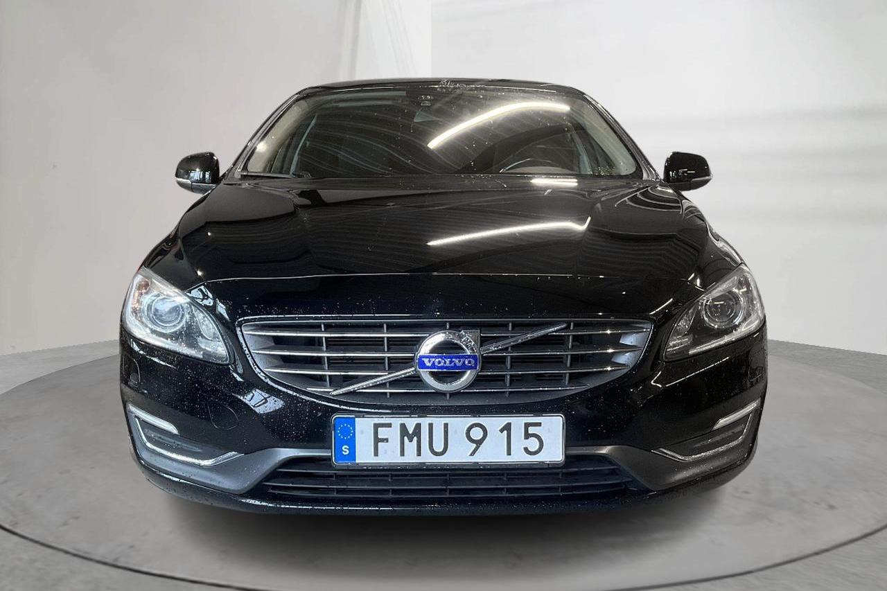 Volvo S60 D5 AWD (215hk) - 13 662 mil - Automat - svart - 2015