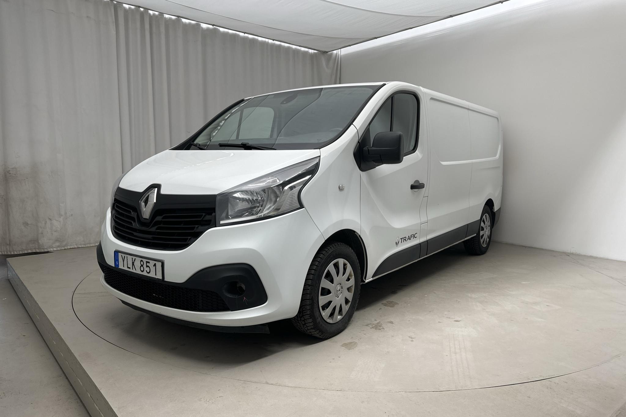 Renault Trafic 1.6 dCi Skåp (125hk) - 131 120 km - Käsitsi - valge - 2018