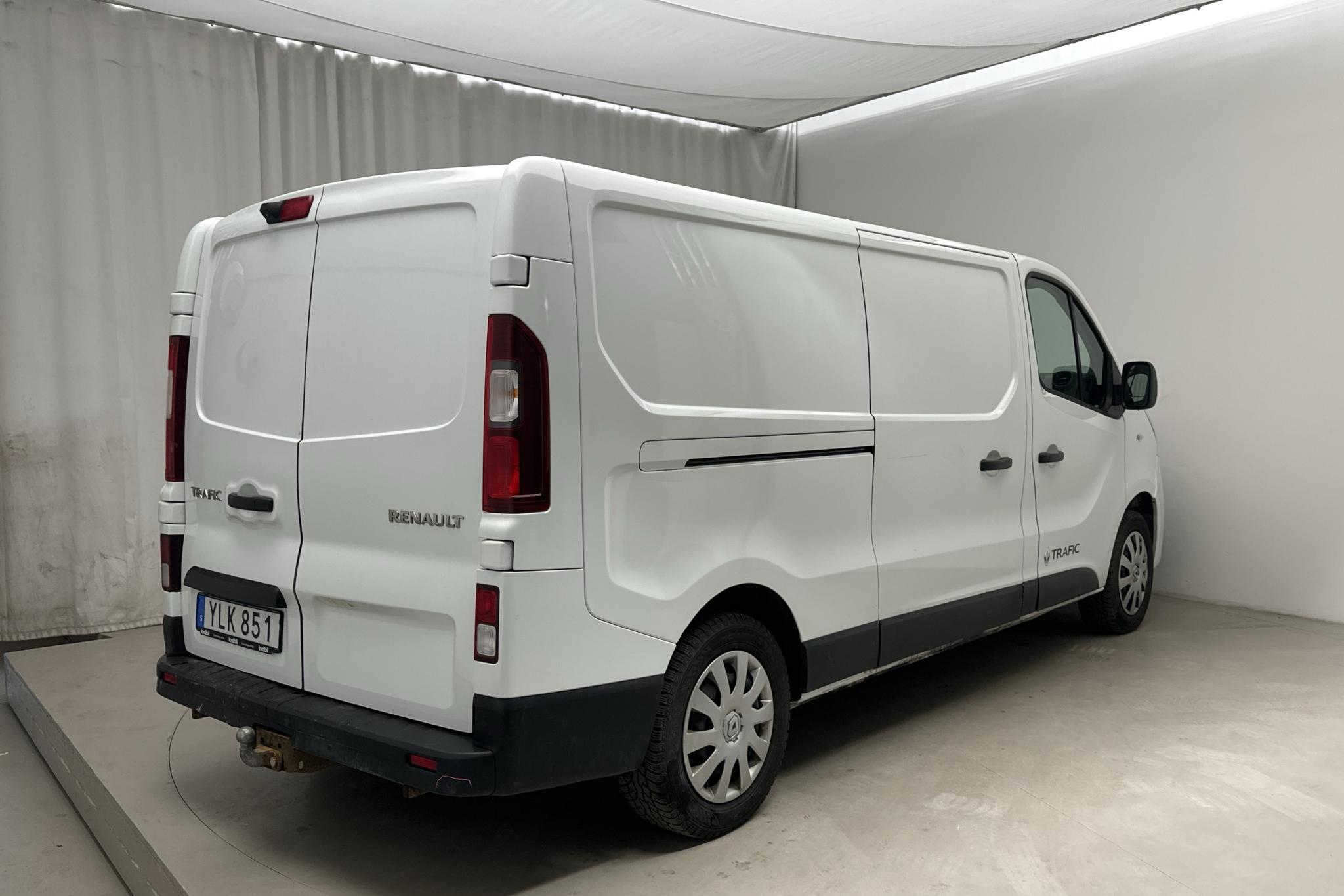 Renault Trafic 1.6 dCi Skåp (125hk) - 131 120 km - Käsitsi - valge - 2018