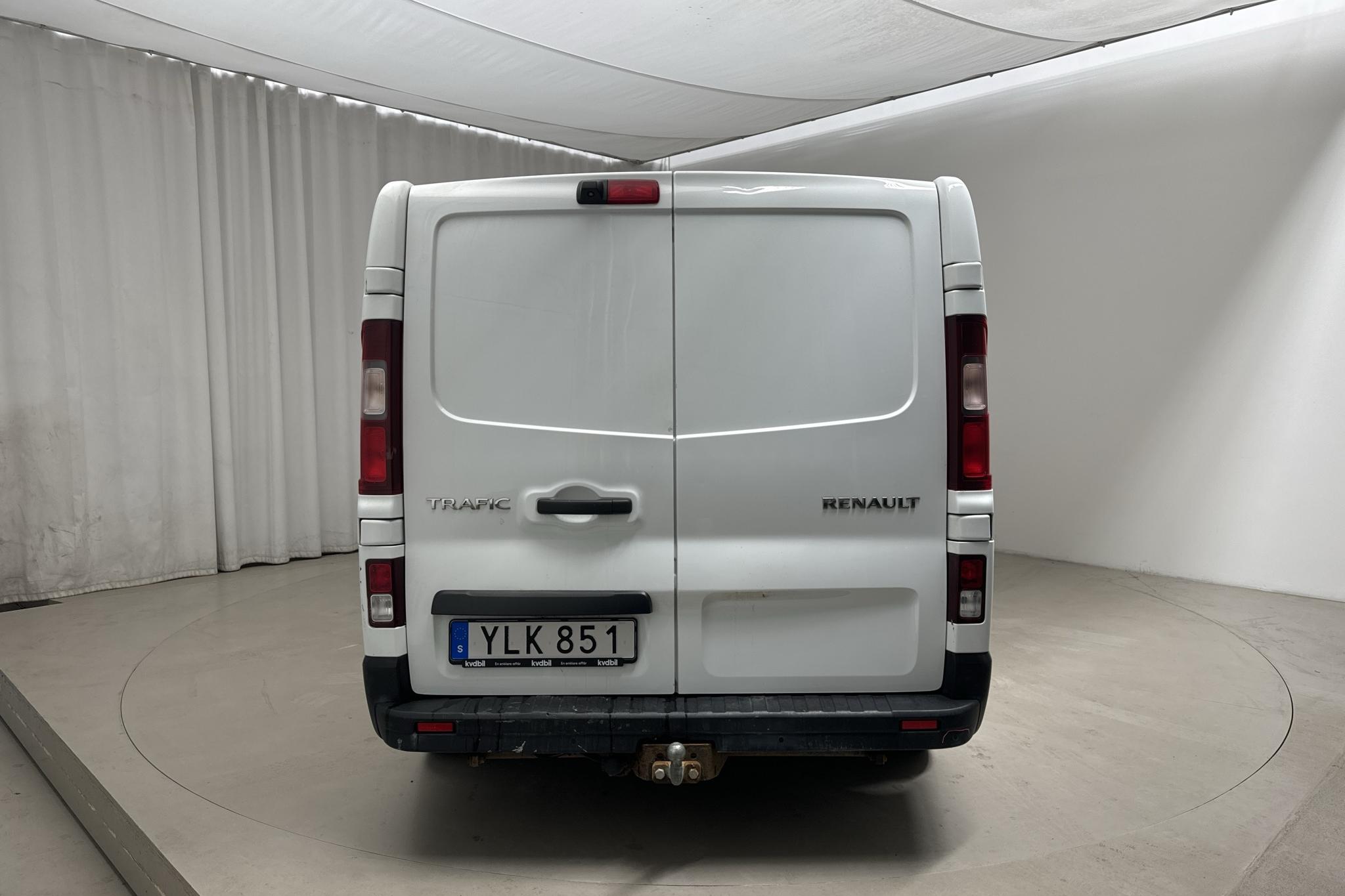 Renault Trafic 1.6 dCi Skåp (125hk) - 131 120 km - Käsitsi - valge - 2018