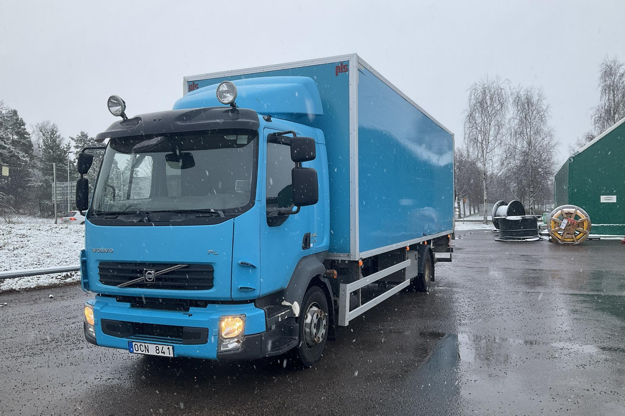 Volvo FL240 - 283 486 km - Automatyczna - Light Blue - 2014