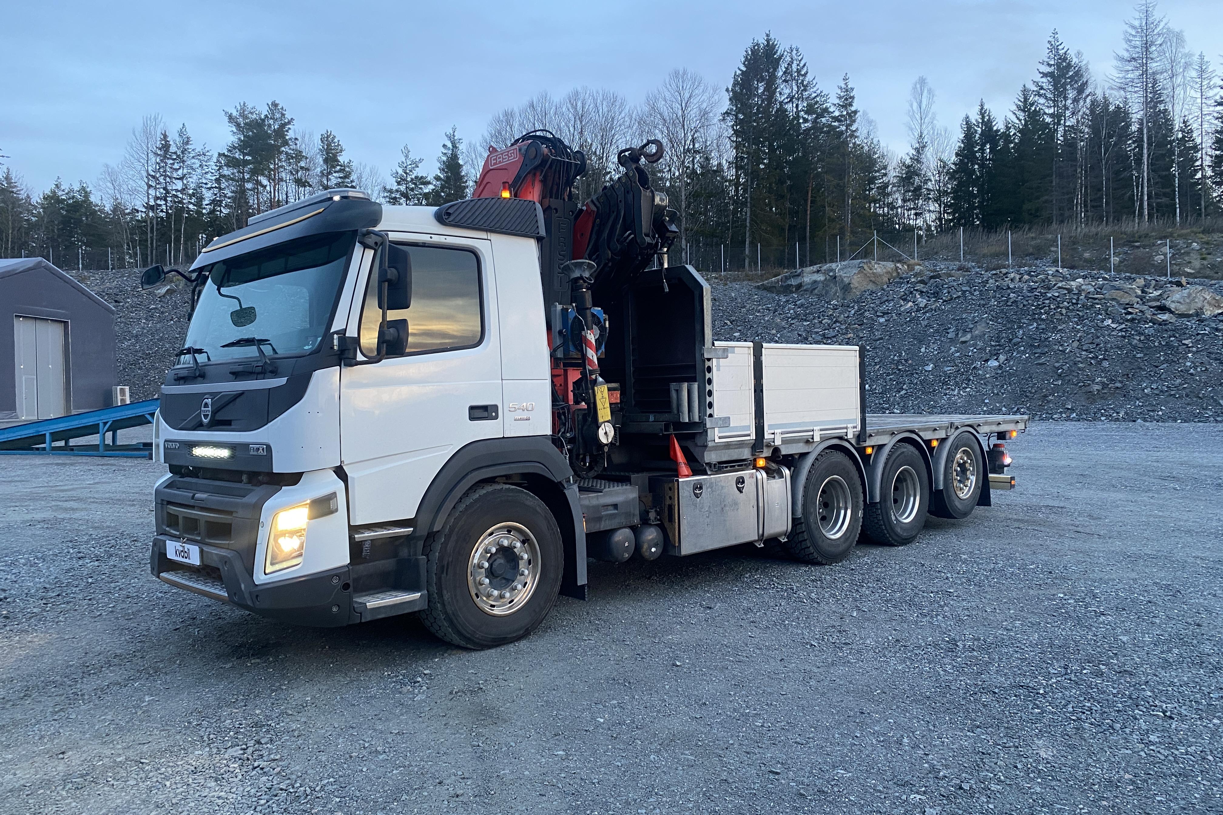 Volvo FMX540 - 376 885 km - Automat - vit - 2016