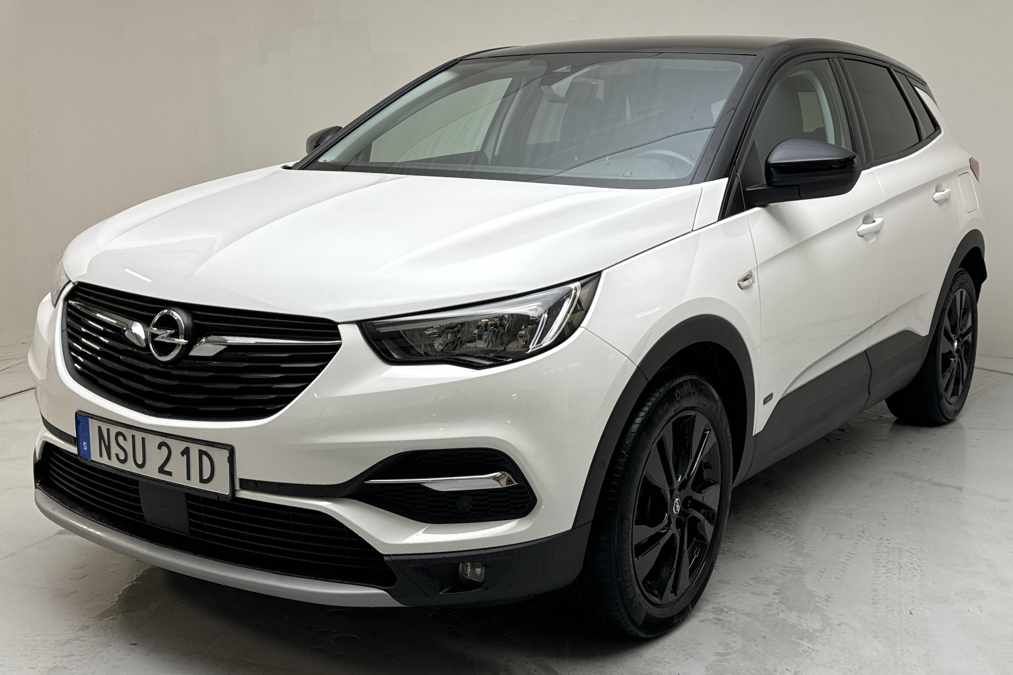 Opel Grandland X 1.6 2WD PHEV (225hk) - 36 870 km - Automaatne - valge - 2021