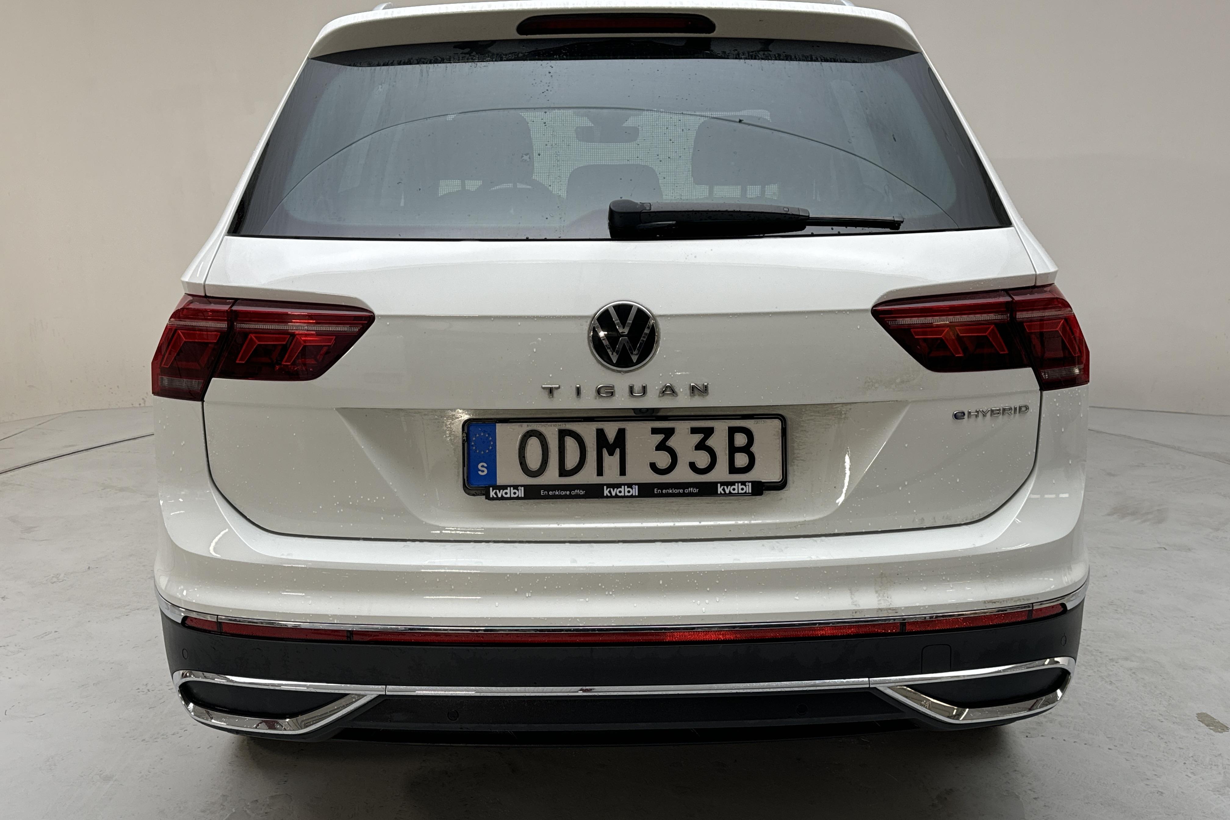 VW Tiguan 1.4 TSI eHybrid (245hk) - 10 048 mil - Automat - vit - 2022