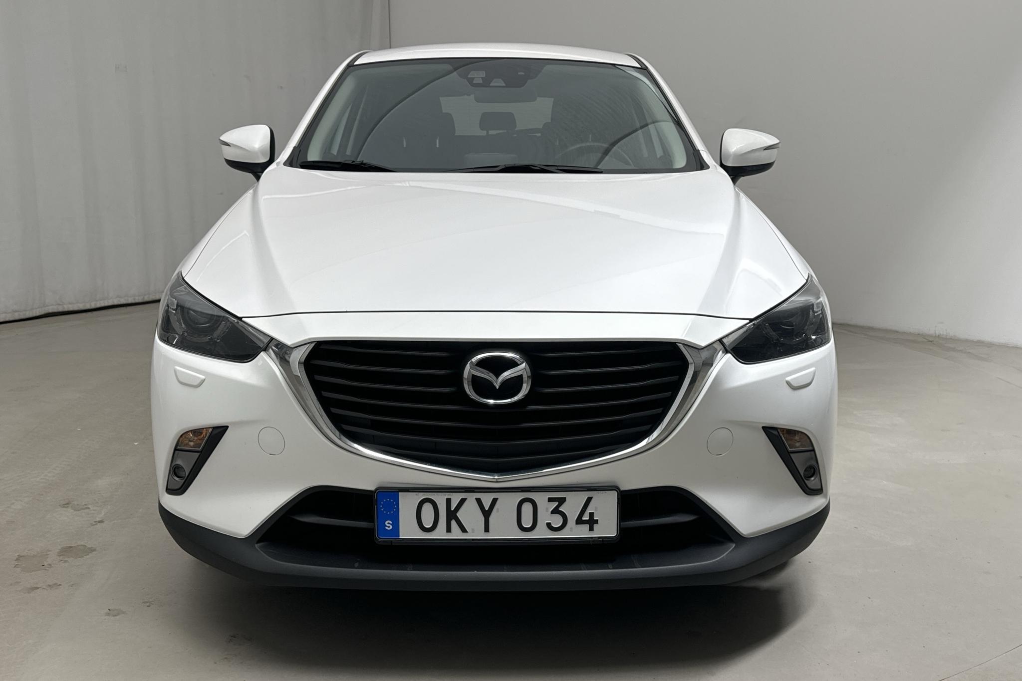 Mazda CX-3 2.0 2WD (120hk) - 8 269 mil - Manuell - vit - 2017