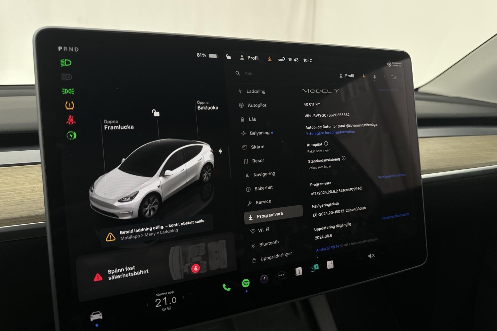 Tesla Model Y Standard Range RWD - 4 061 mil - Automat - vit - 2023