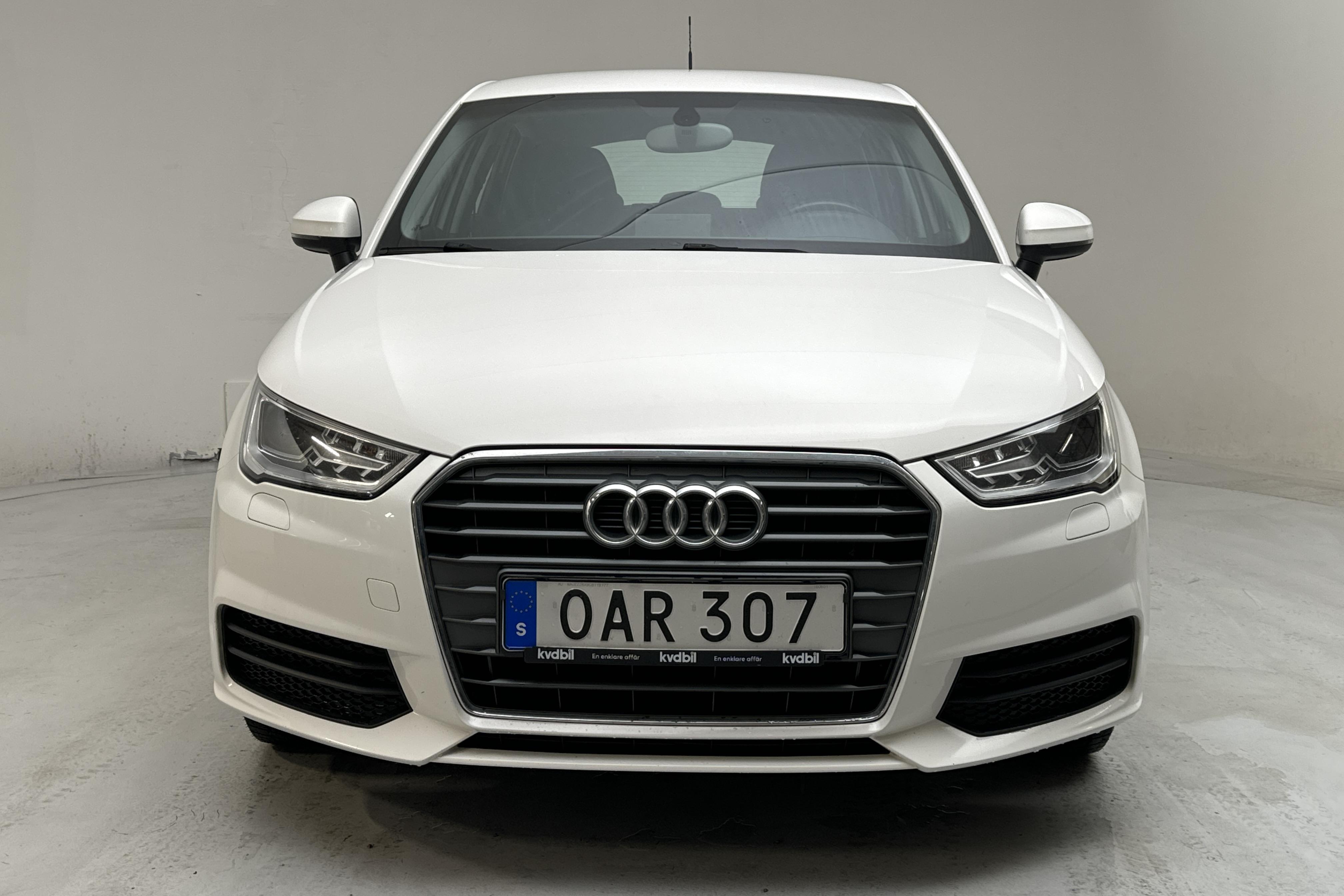 Audi A1 1.0 TFSI Sportback (95hk) - 61 490 km - Käsitsi - valge - 2016