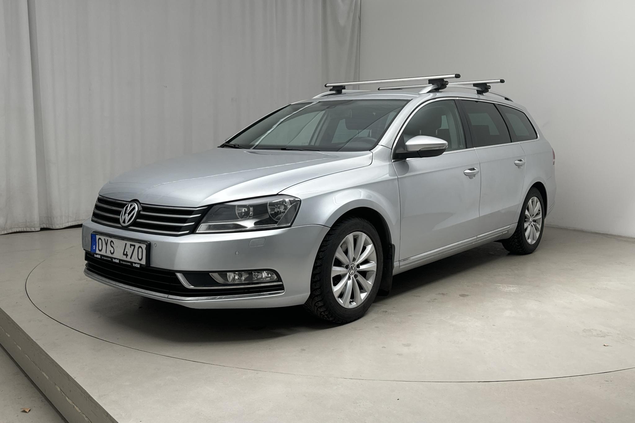 VW Passat 2.0 TDI BlueMotion Technology Variant (140hk) - 17 701 mil - Manuell - silver - 2012