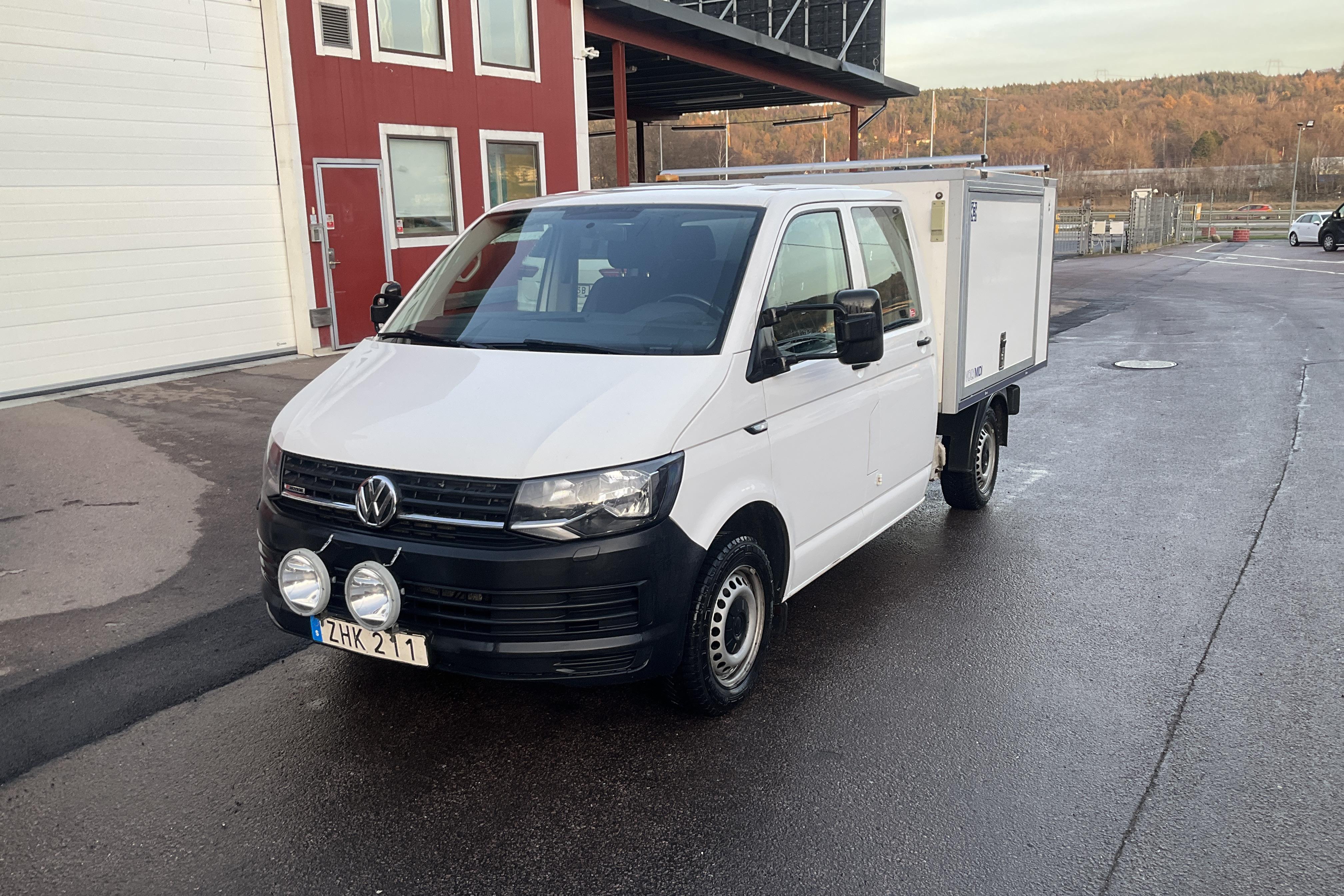 VW Transporter T6 2.0 TDI BMT 4MOTION (150hk) - 7 571 mil - Manuell - vit - 2018