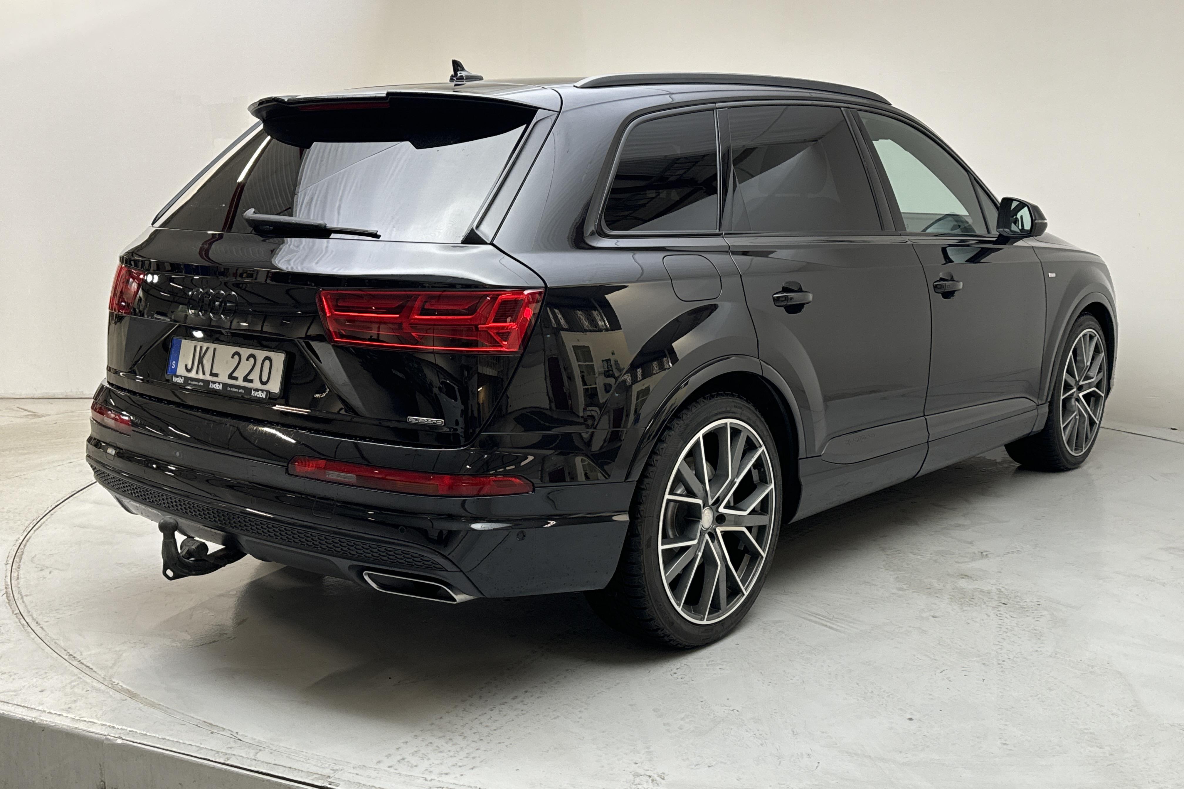 Audi Q7 50 TDI quattro (286hk) - 11 915 mil - Automat - svart - 2019