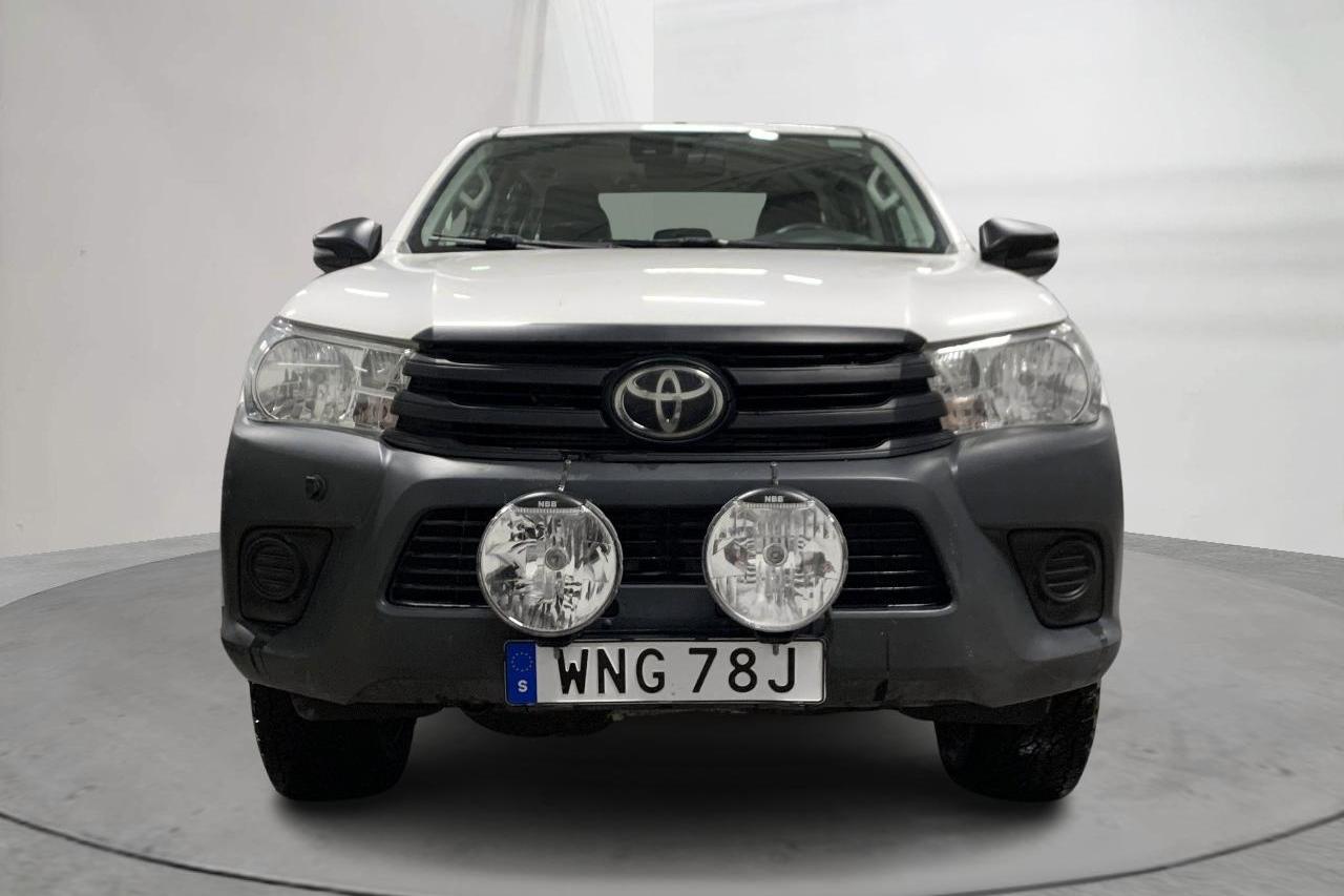 Toyota Hilux 2.4 D 4WD (150hk) - 147 590 km - Manuaalinen - valkoinen - 2019