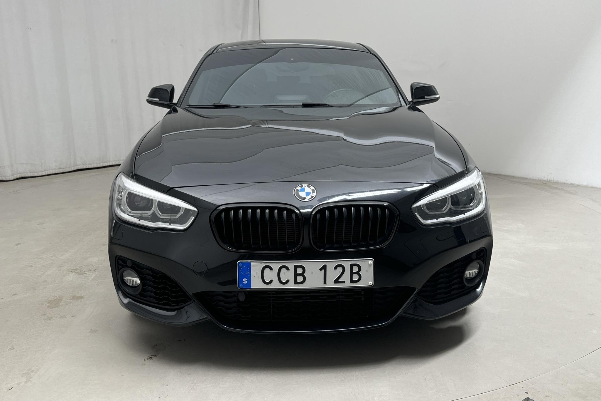 BMW 118i 5dr, F20 (136hk) - 7 457 mil - Manuell - svart - 2019