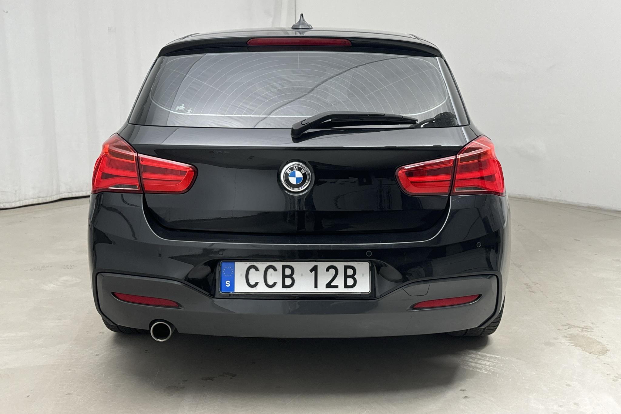 BMW 118i 5dr, F20 (136hk) - 7 457 mil - Manuell - svart - 2019