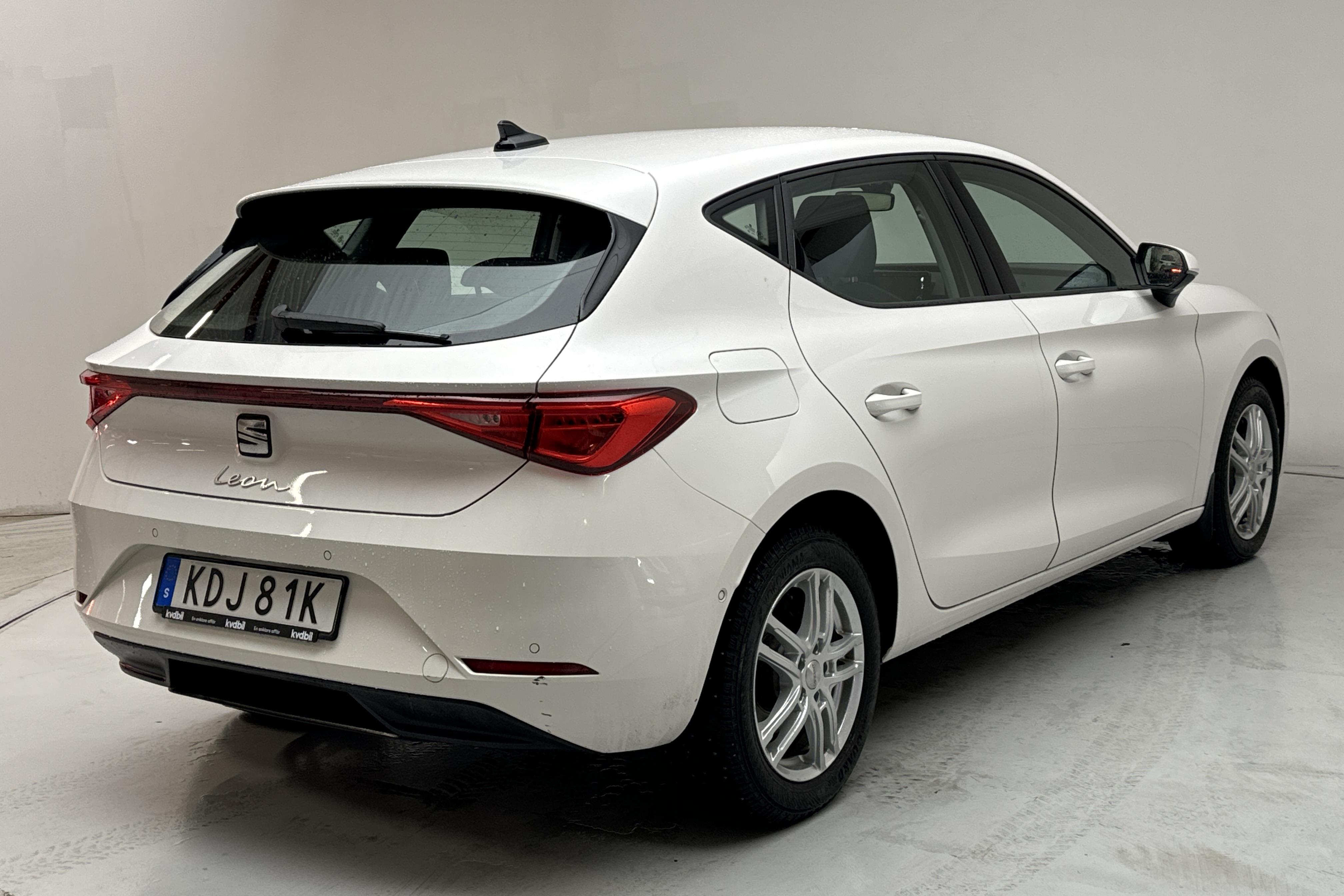 Seat Leon 2.0 TDI 5dr (150hk) - 13 490 km - Automatyczna - biały - 2021