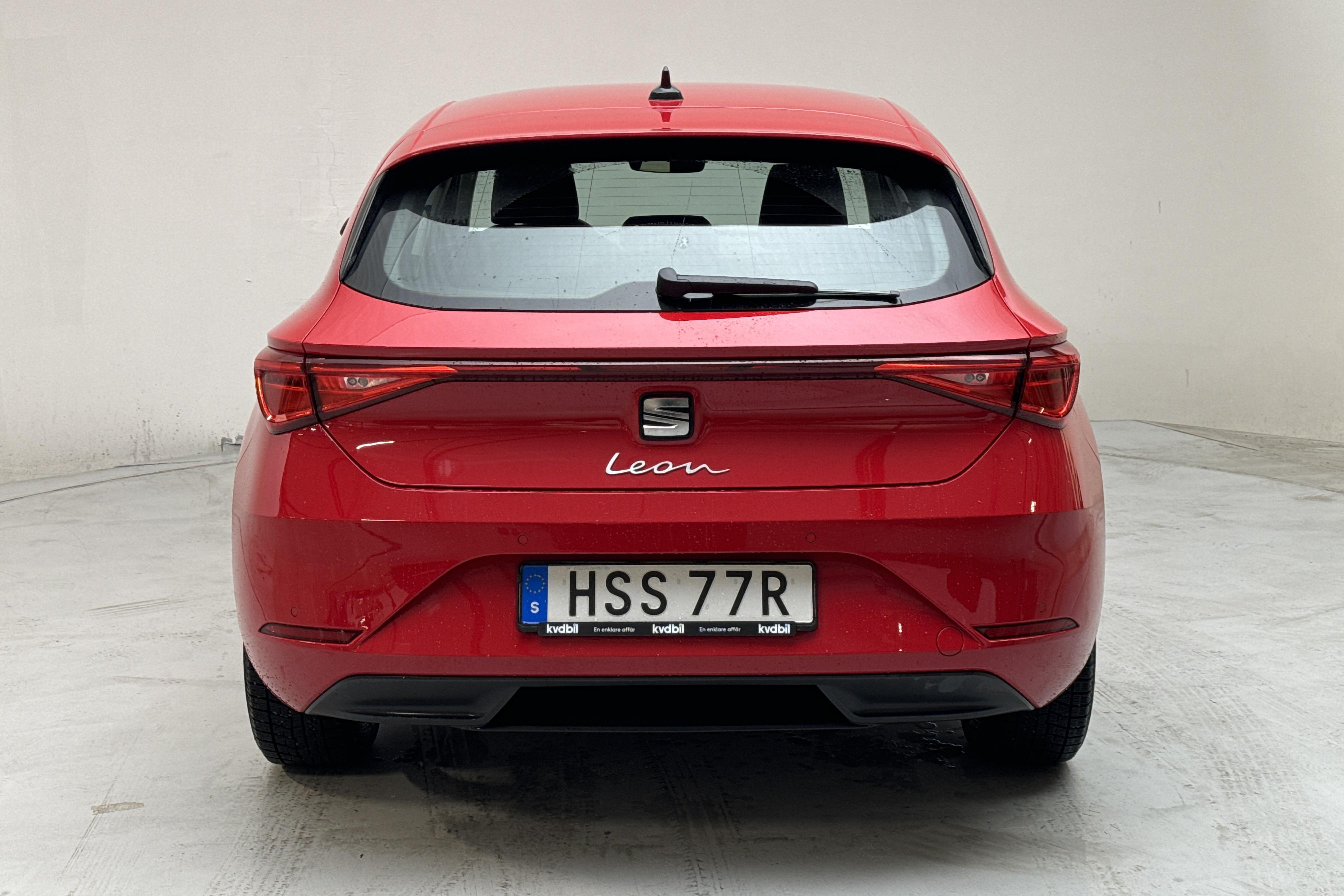 Seat Leon 2.0 TDI 5dr (150hk) - 28 100 km - Automatyczna - czerwony - 2021