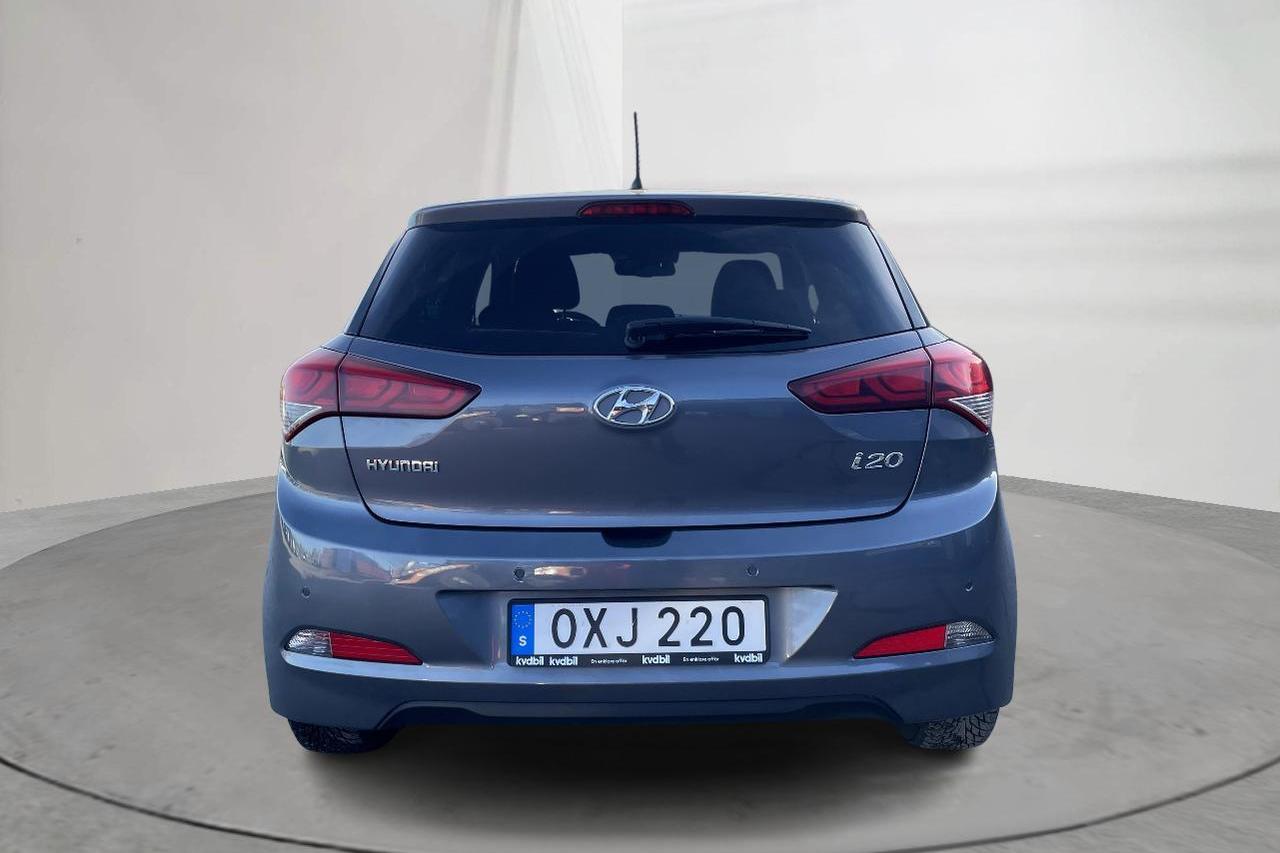 Hyundai i20 1.2 (84hk) - 8 974 mil - Manuell - Dark Grey - 2016