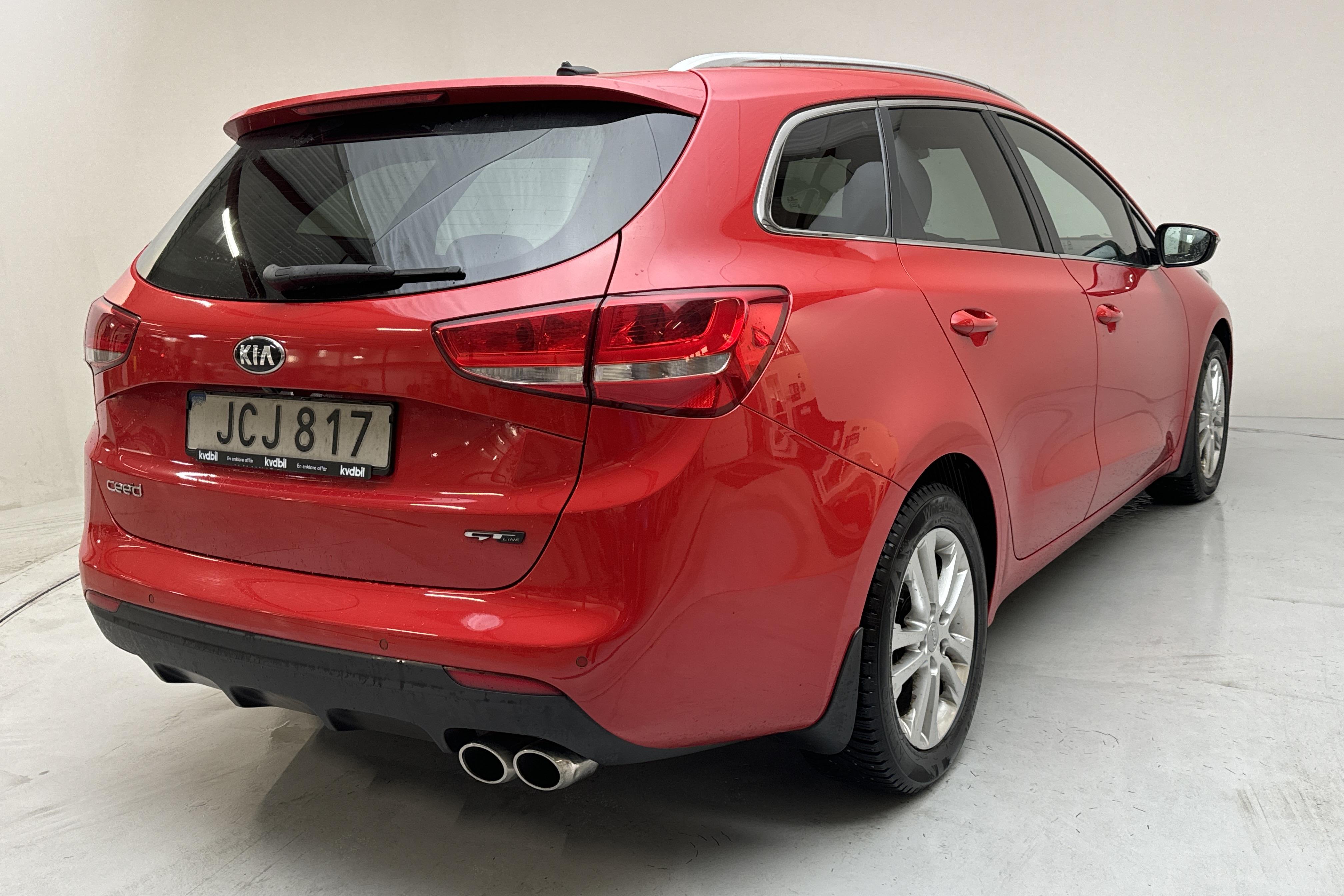 KIA Cee'd 1.6 CRDi SW (136hk) - 61 970 km - Automatyczna - czerwony - 2016