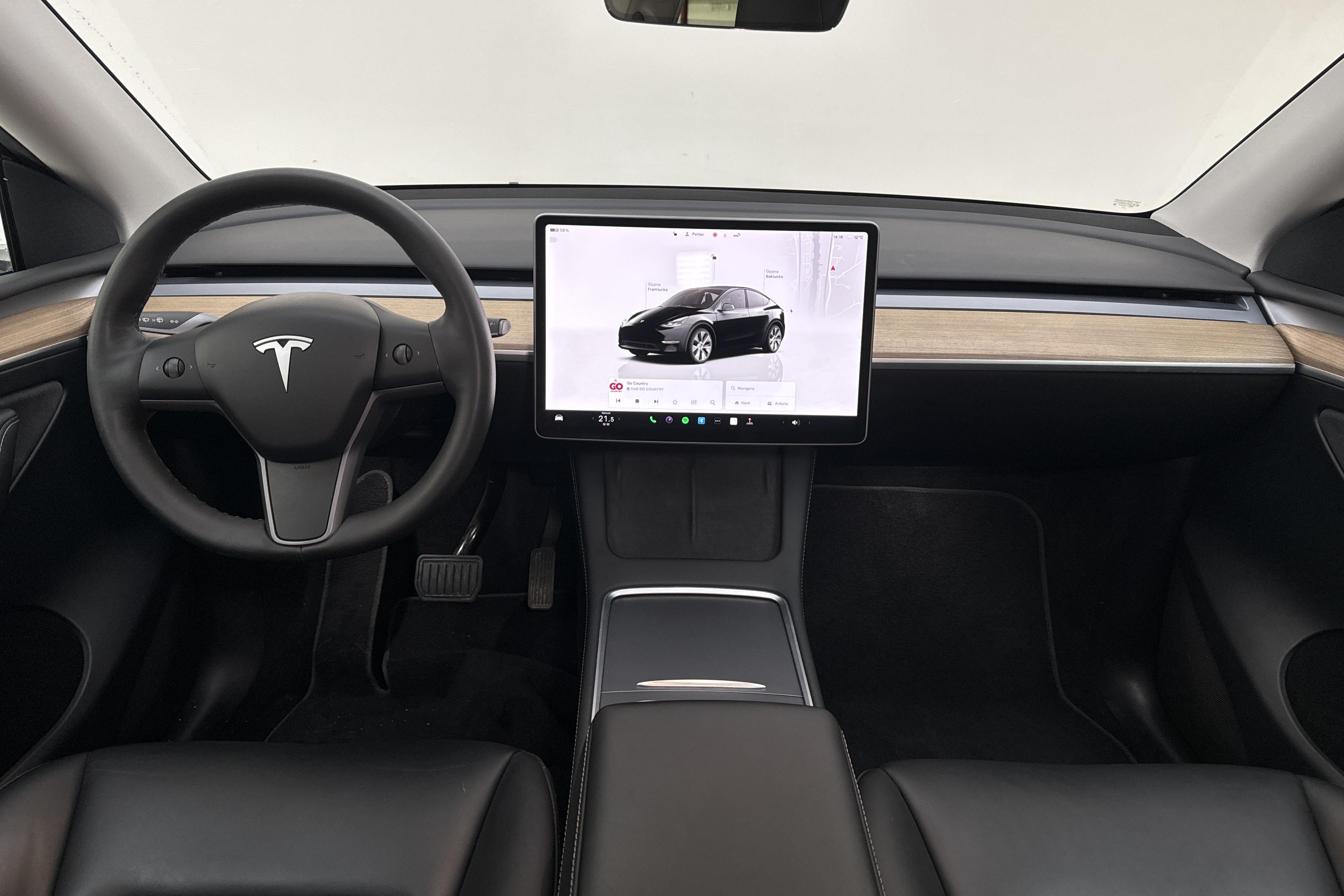 Tesla Model Y Long Range Dual Motor AWD - 97 930 km - Automatic - black - 2022