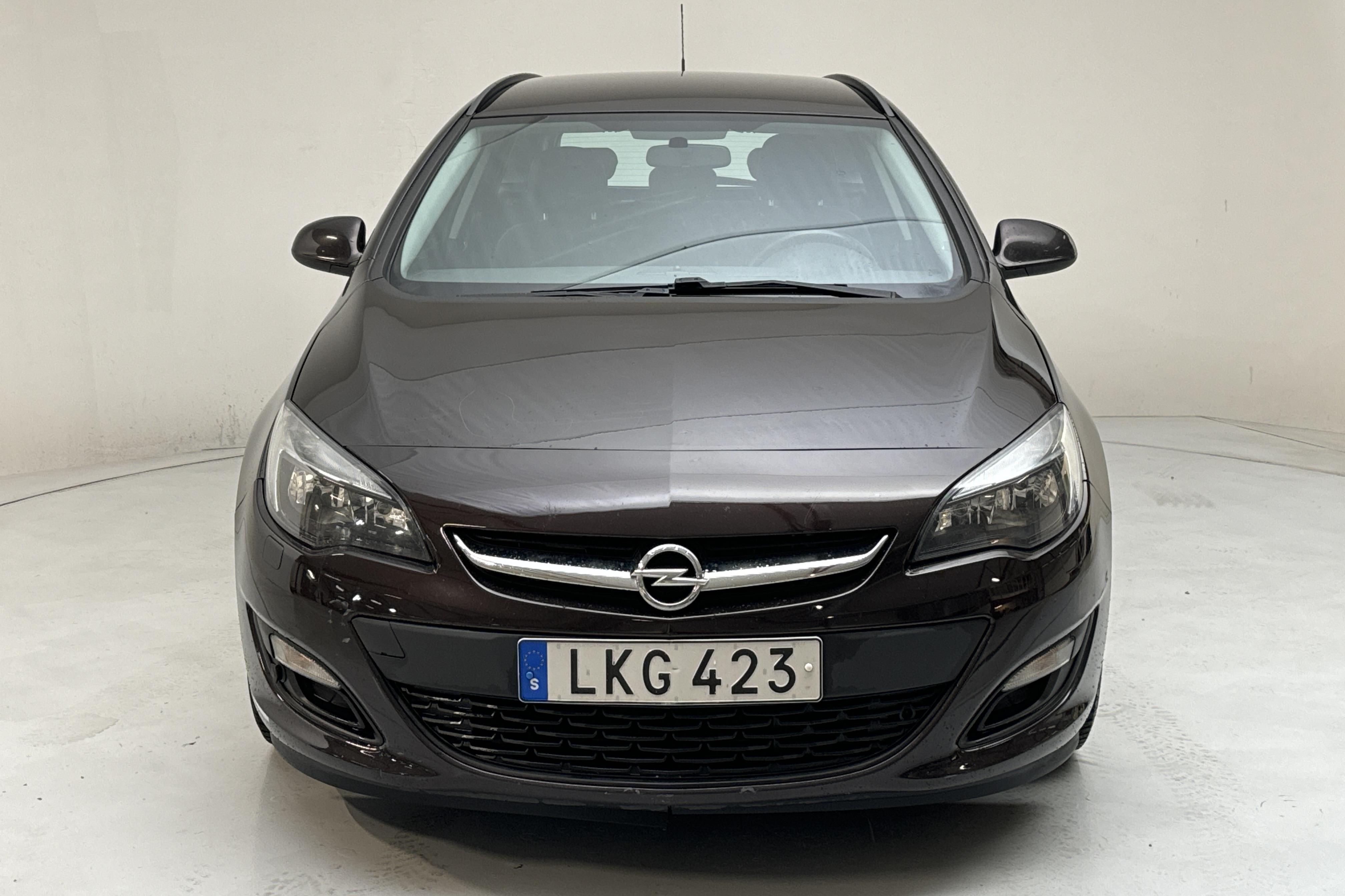 Opel Astra 1.6 ECOTEC Sports Tourer (115hk) - 18 766 mil - Manuell - brun - 2014