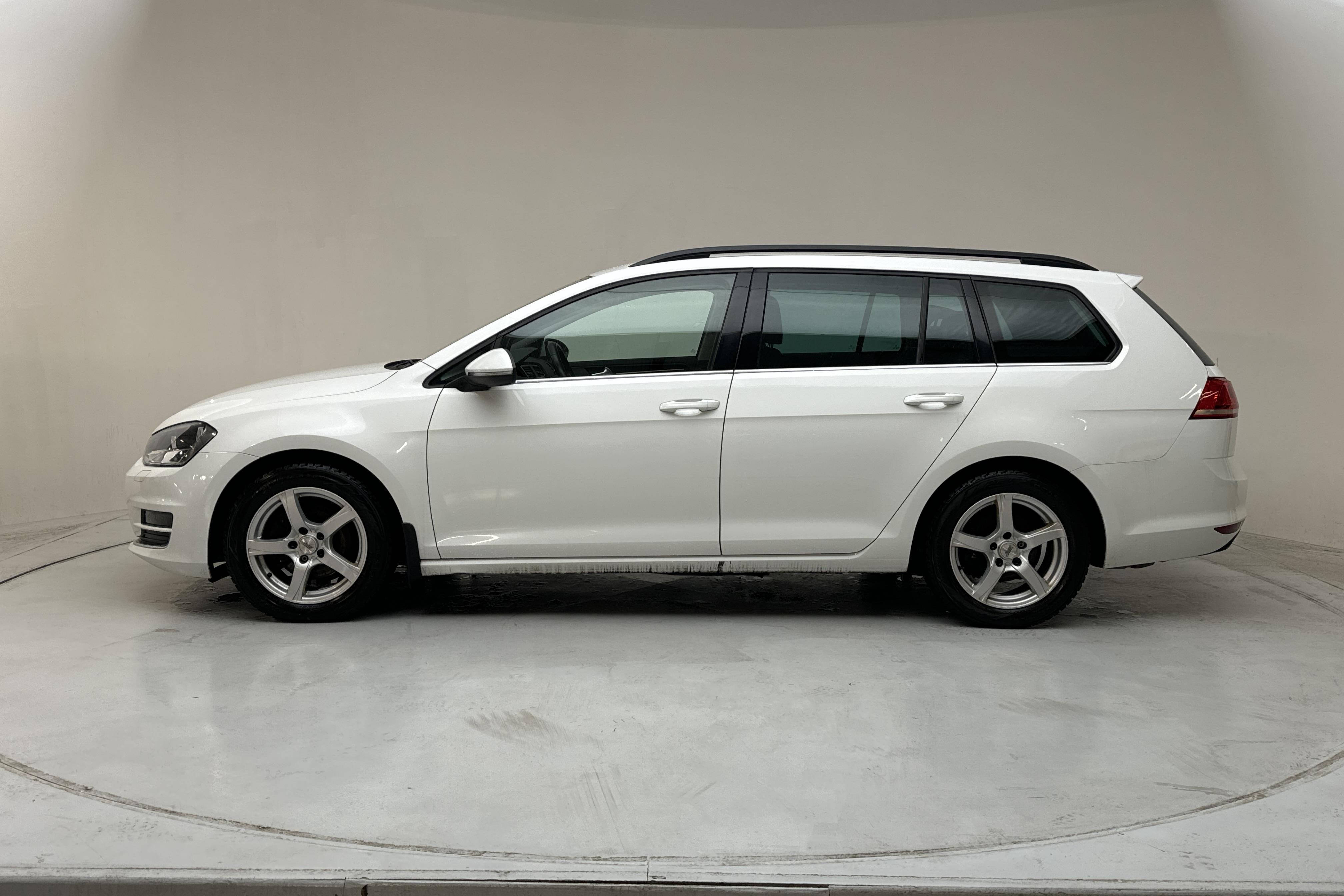 VW Golf VII 1.4 TSI Sportscombi (140hk) - 82 040 km - Manual - white - 2015