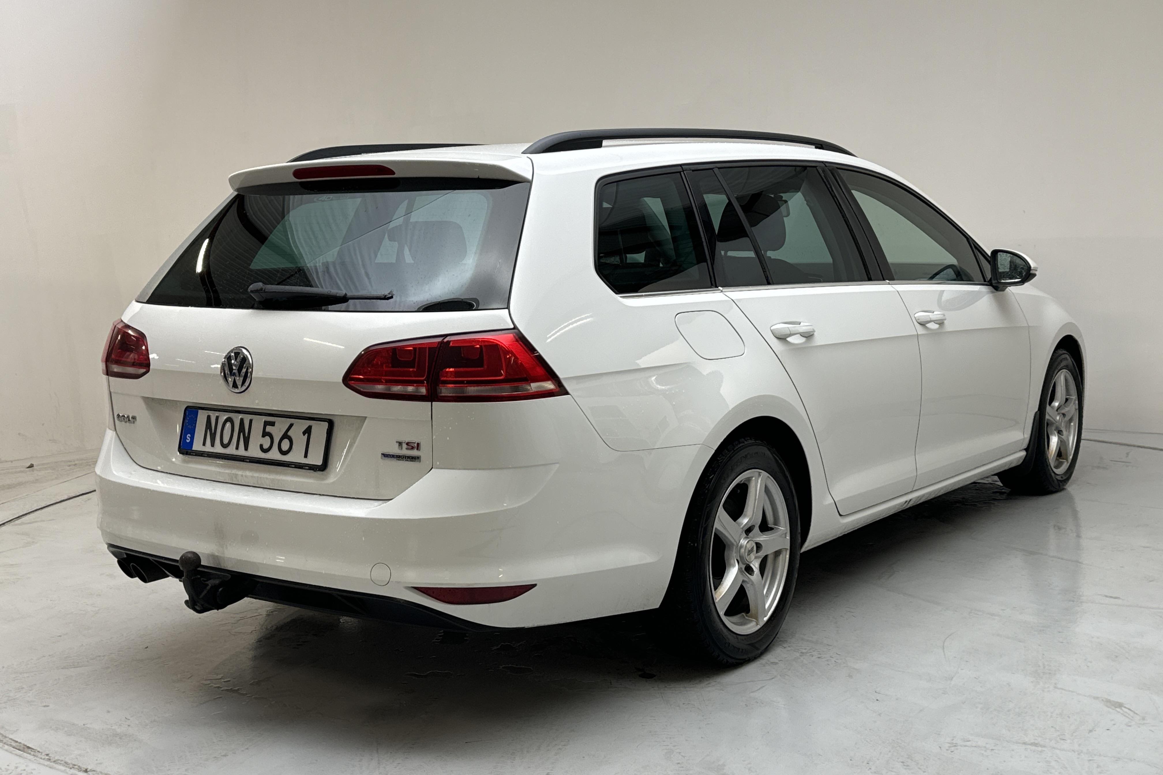 VW Golf VII 1.4 TSI Sportscombi (140hk) - 82 040 km - Manual - white - 2015