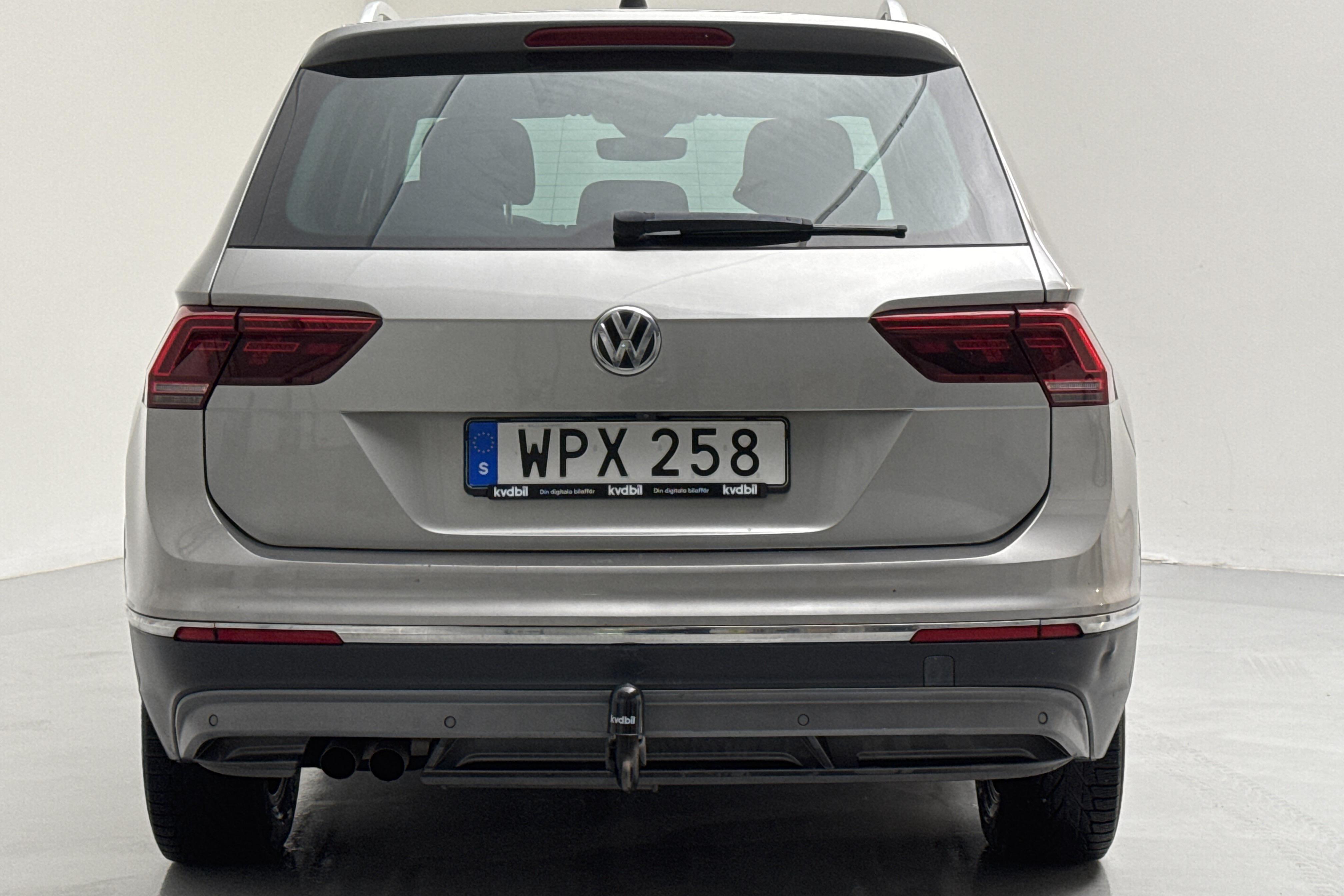 VW Tiguan 2.0 TDI 4MOTION (190hk) - 21 025 mil - Automat - silver - 2017