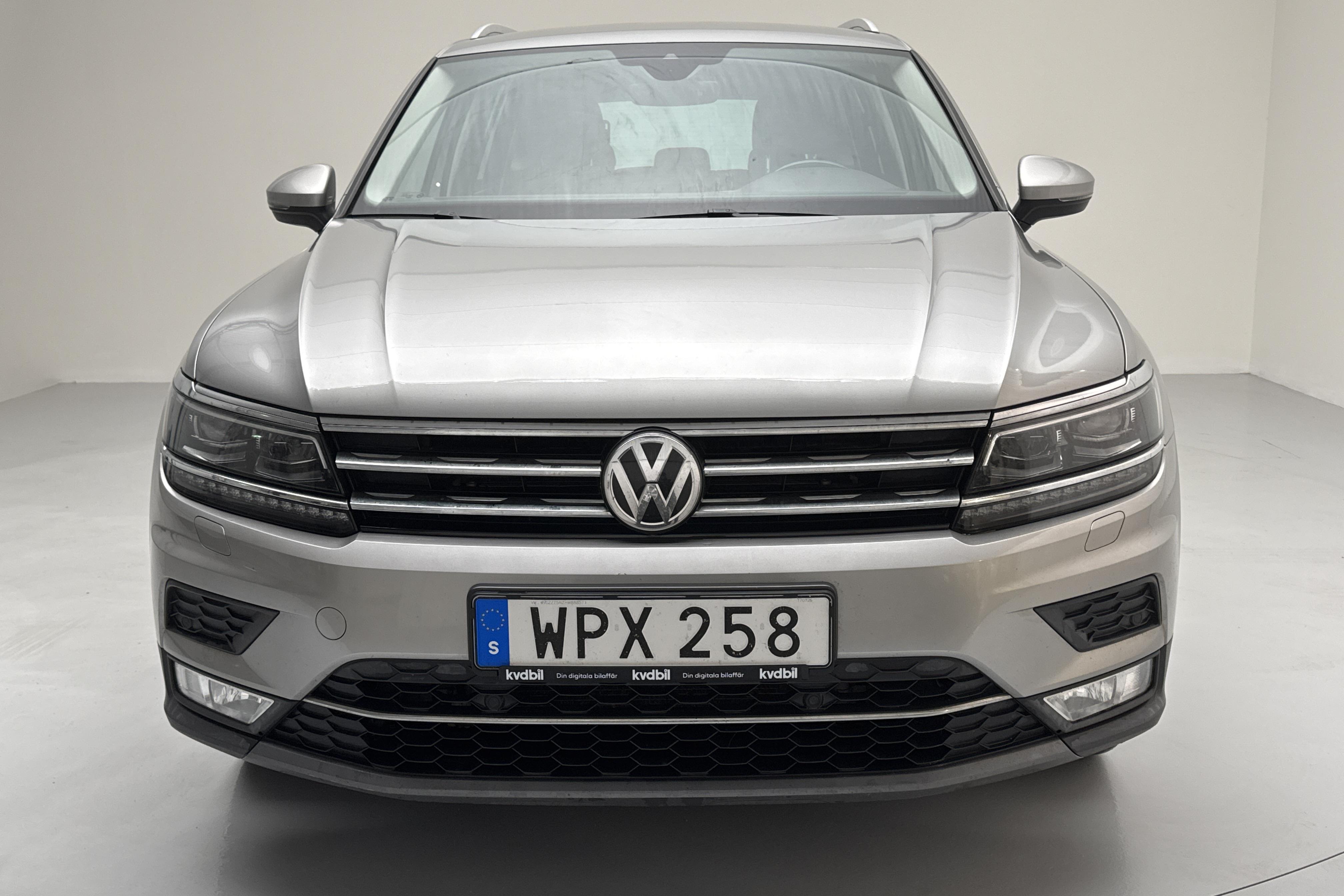 VW Tiguan 2.0 TDI 4MOTION (190hk) - 21 025 mil - Automat - silver - 2017