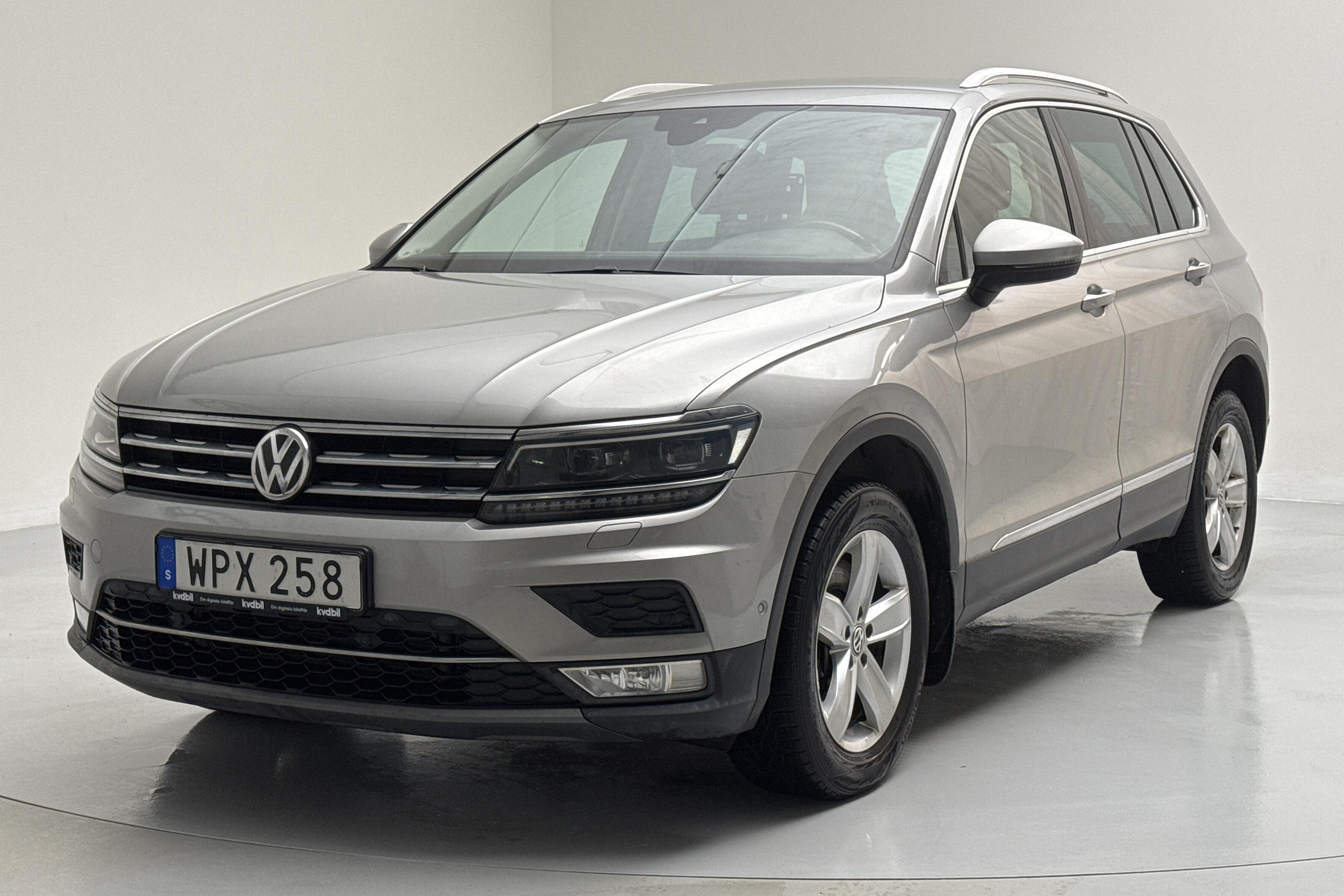 VW Tiguan 2.0 TDI 4MOTION (190hk) - 21 025 mil - Automat - silver - 2017