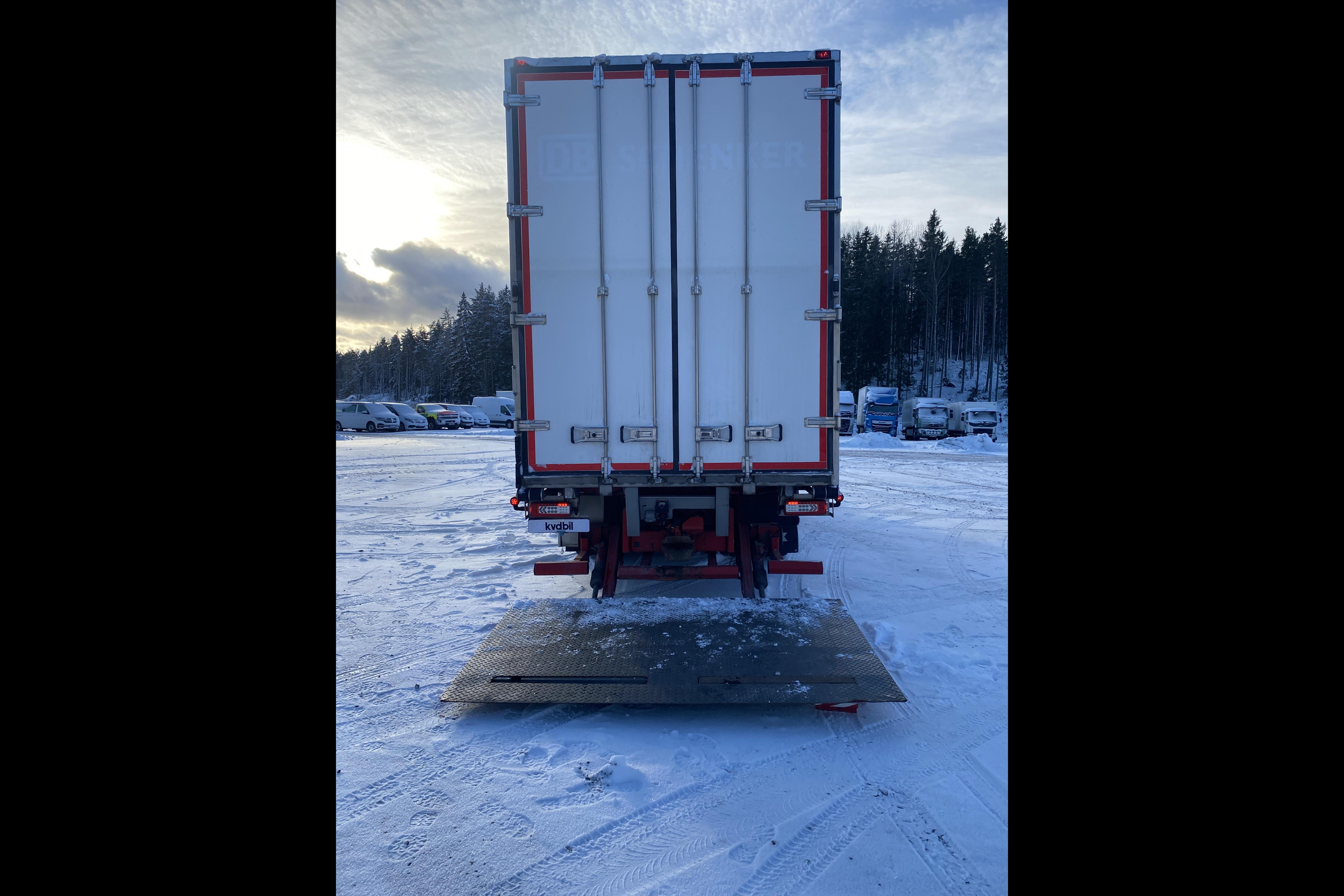 Volvo FH460 - 853 885 km - Automaatne - valge - 2017