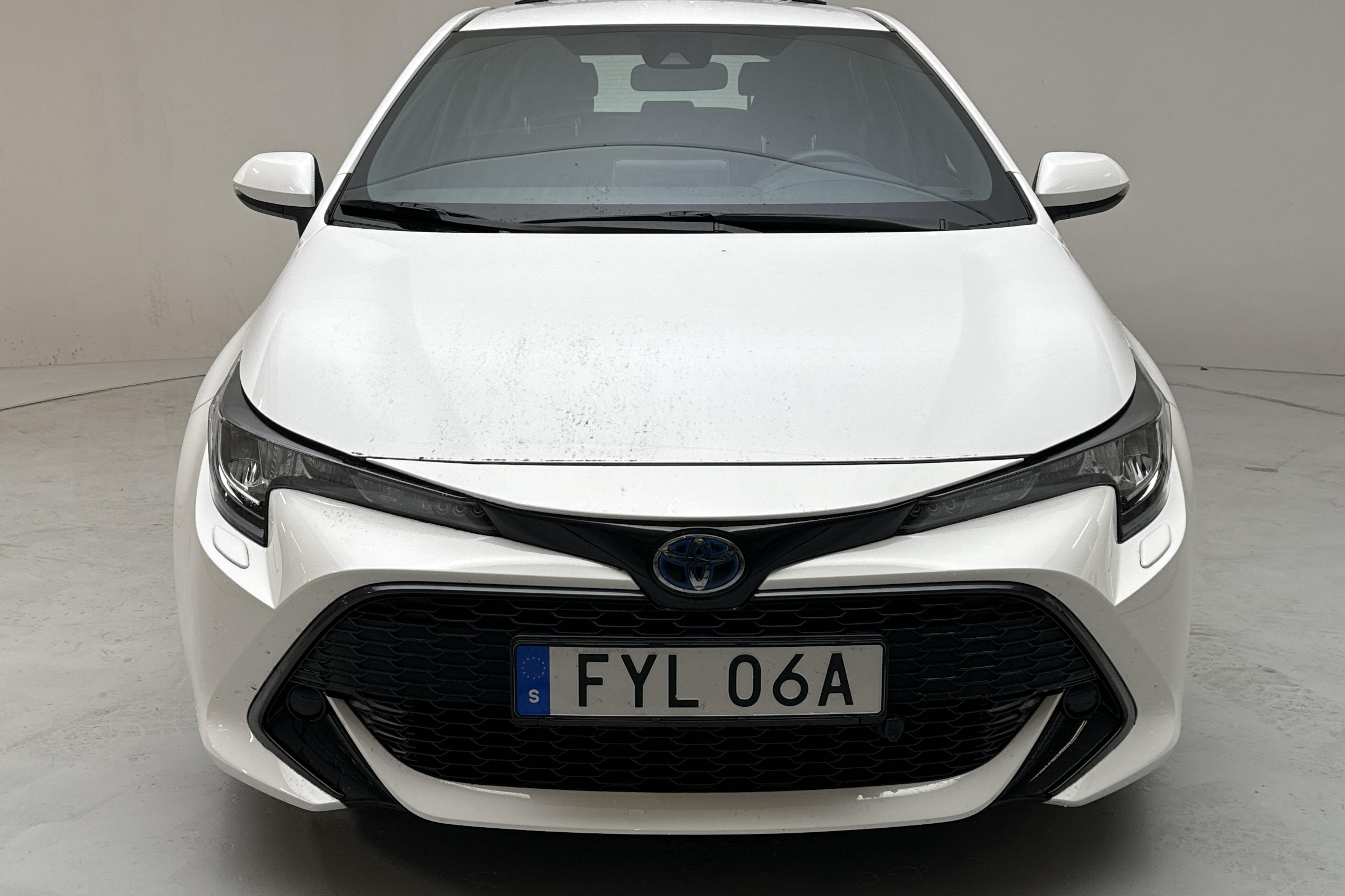 Toyota Corolla 1.8 Hybrid 5dr (122hk) - 3 011 mil - Automat - vit - 2019