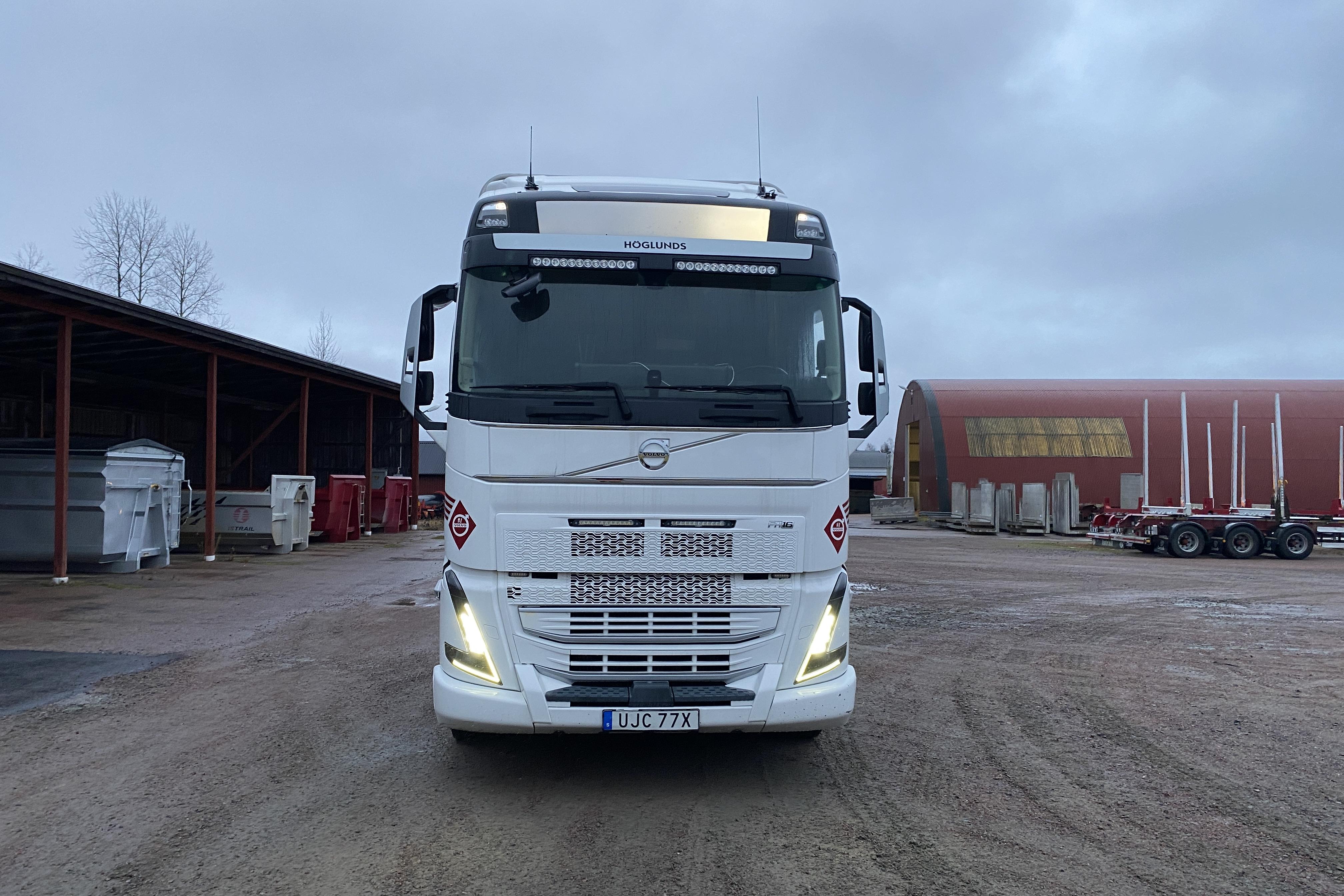 Volvo FH16 - 242 712 km - Automat - vit - 2021