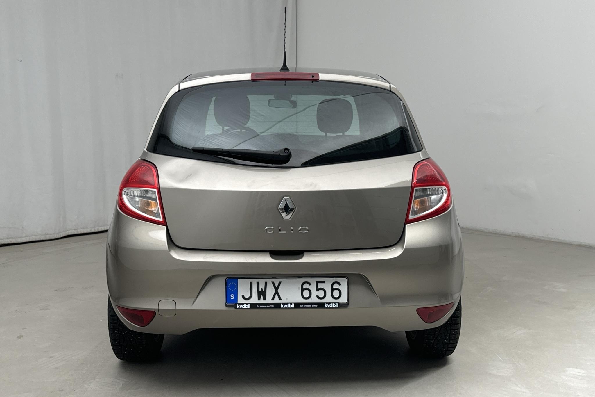 Renault Clio III 1.2 5dr (75hk) - 142 280 km - Manual - Light Brown - 2012