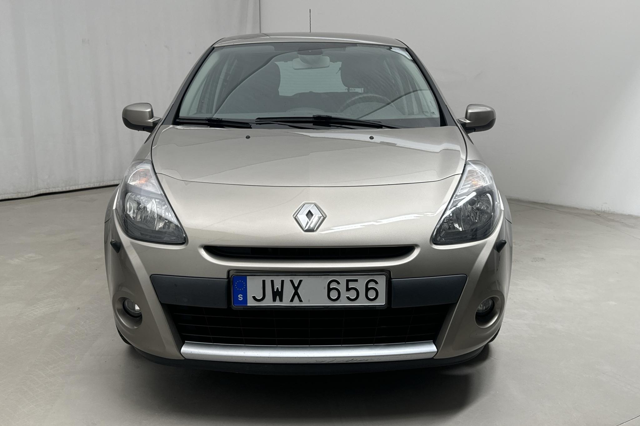 Renault Clio III 1.2 5dr (75hk) - 142 280 km - Manual - Light Brown - 2012