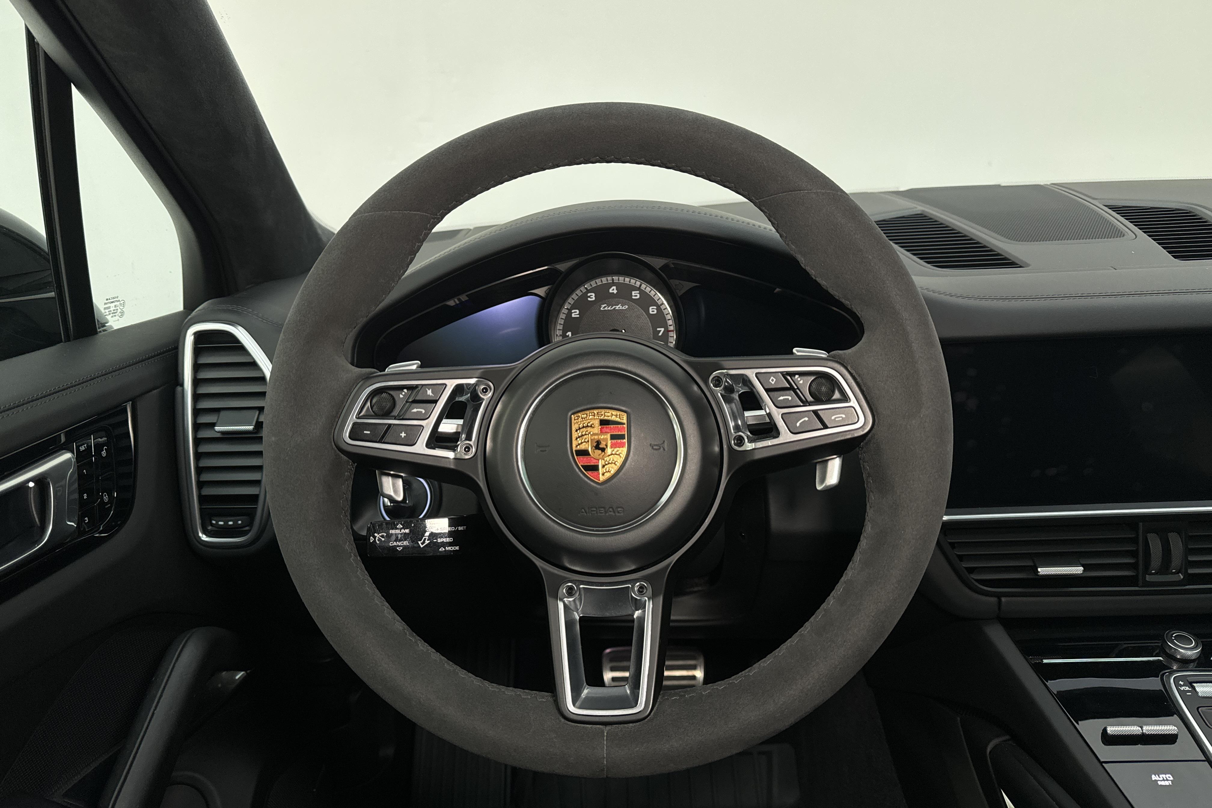 Porsche Cayenne Turbo (550hk) - 48 640 km - Automaattinen - musta - 2018