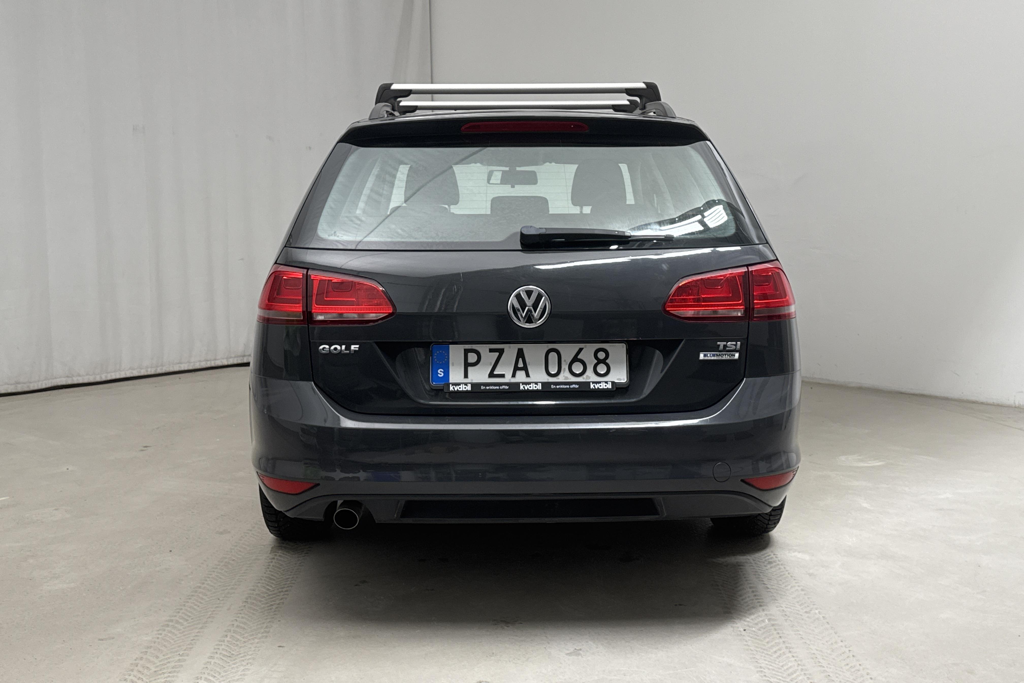 VW Golf VII 1.2 TSI Sportscombi (110hk) - 116 180 km - Käsitsi - Dark Grey - 2016