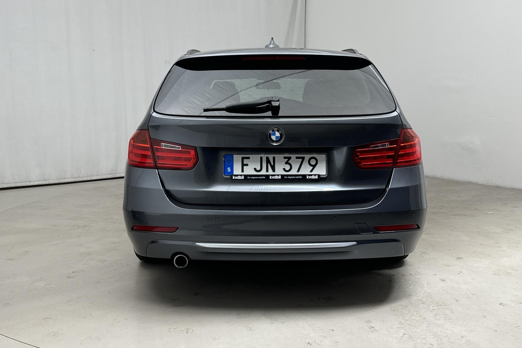 BMW 320d Touring, F31 (184hk) - 152 030 km - Automatic - gray - 2014