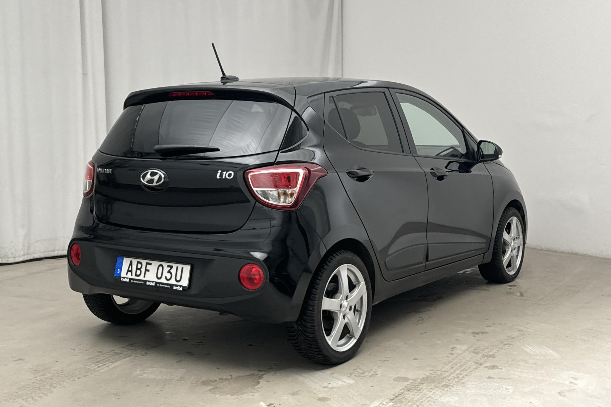 Hyundai i10 1.25 (87hk) - 7 440 km - Automatyczna - czarny - 2019