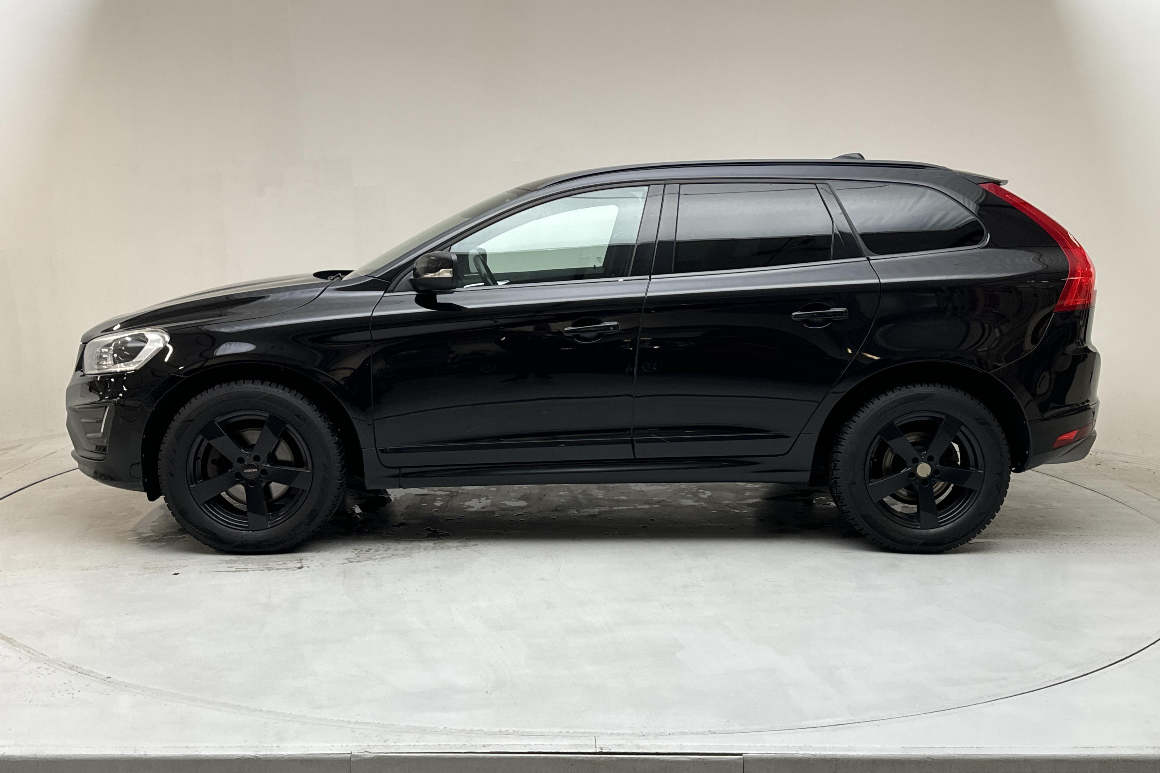 Volvo XC60 D4 AWD (190hk) - 195 390 km - Automatic - black - 2017