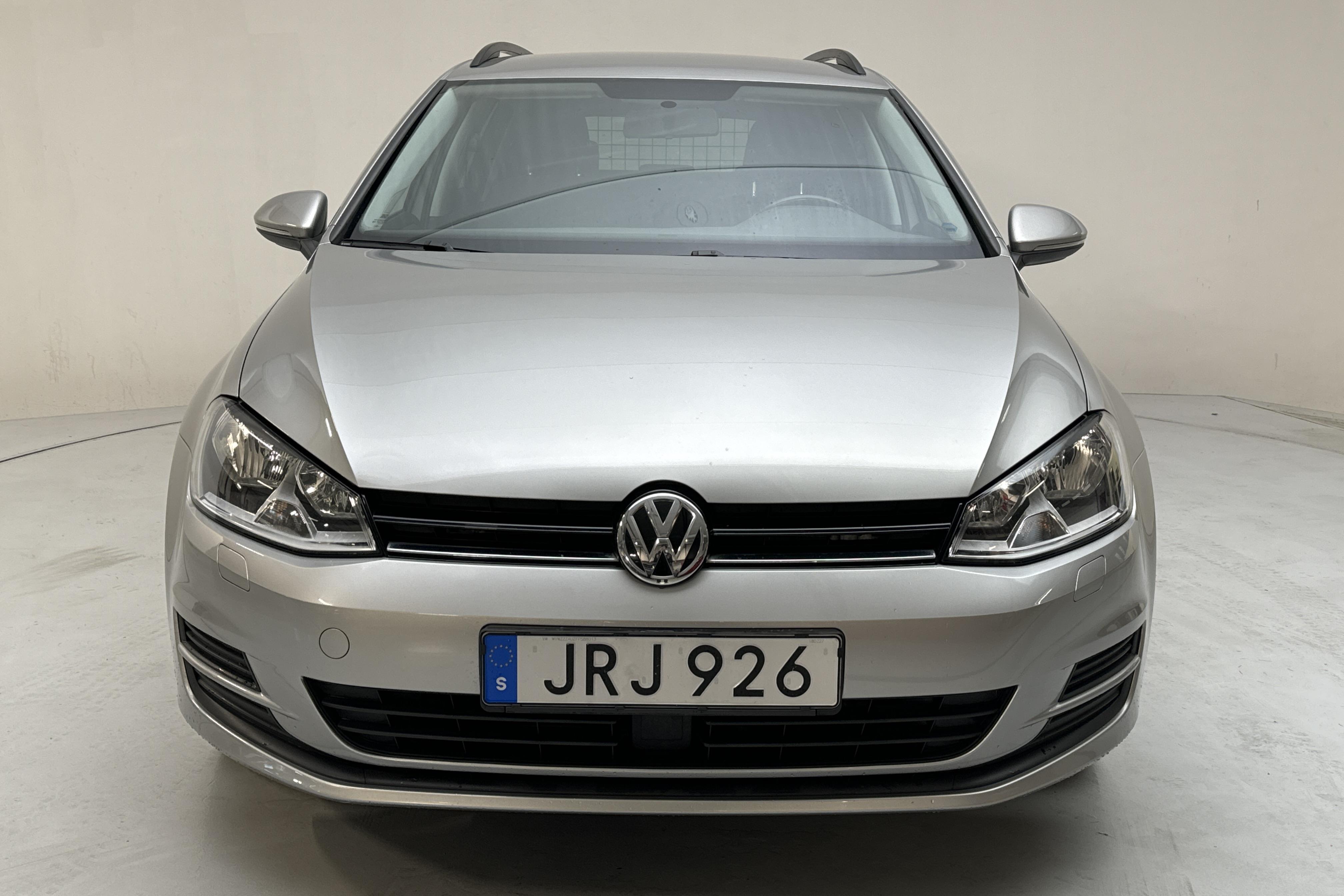 VW Golf VII 1.2 TSI Sportscombi (105hk) - 88 860 km - Käsitsi - hõbe - 2015