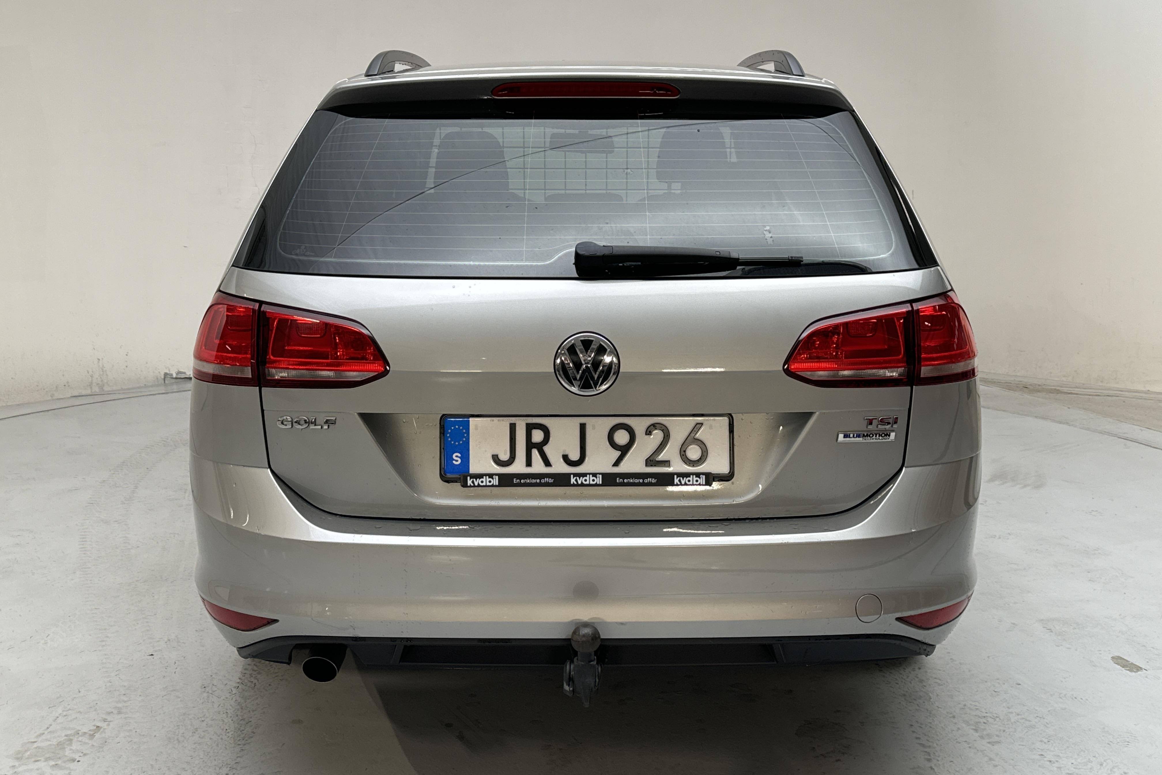 VW Golf VII 1.2 TSI Sportscombi (105hk) - 88 860 km - Käsitsi - hõbe - 2015