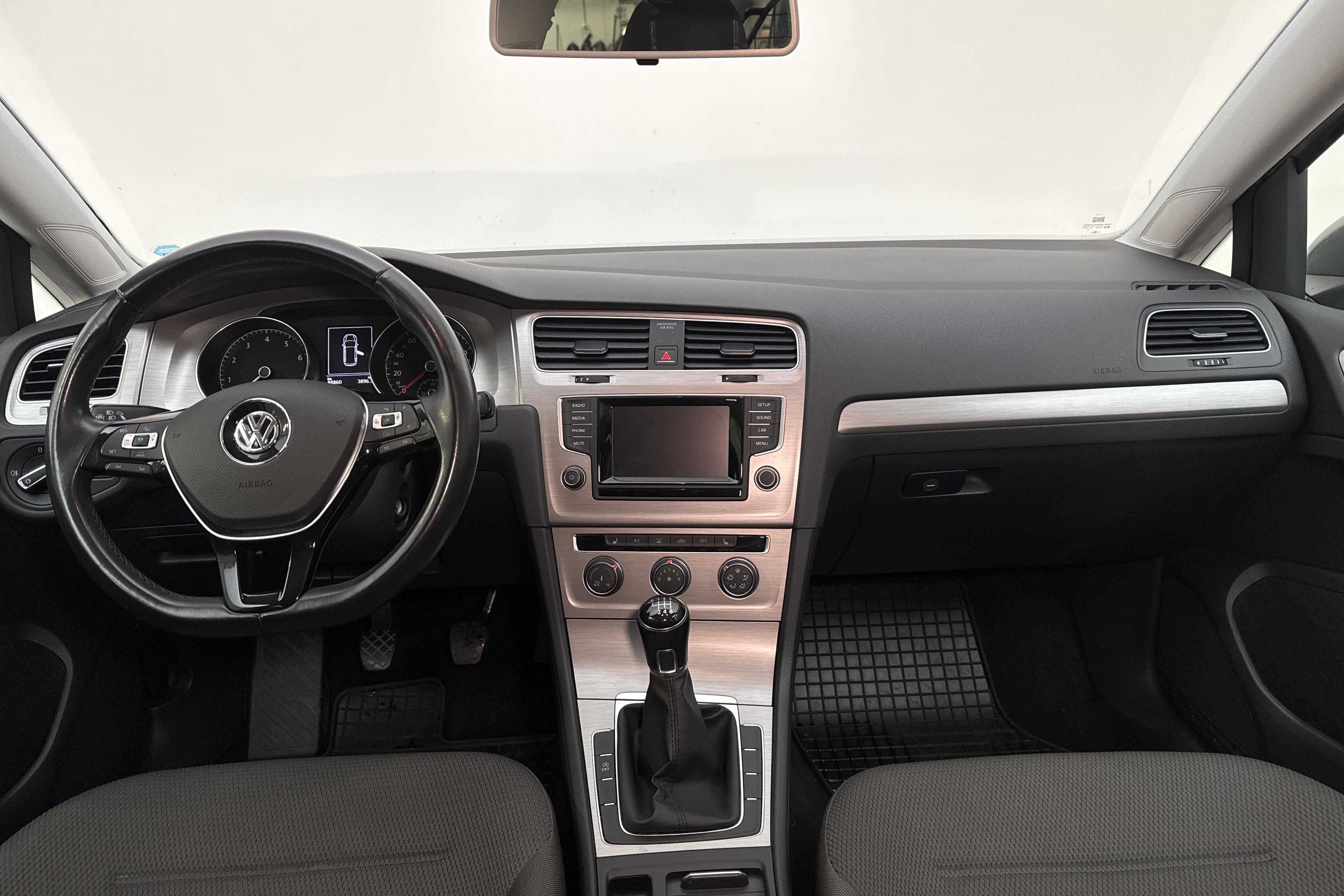 VW Golf VII 1.2 TSI Sportscombi (105hk) - 88 860 km - Käsitsi - hõbe - 2015