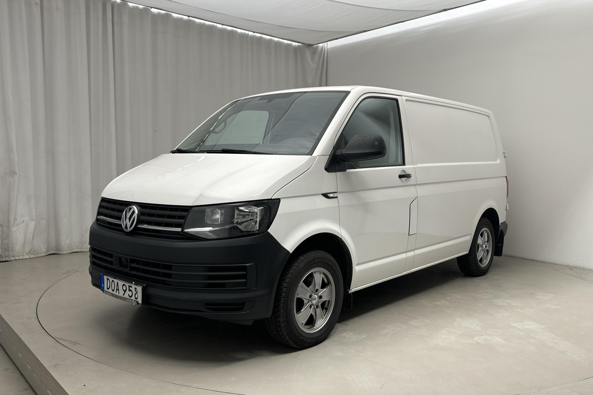 VW Transporter T6 2.0 TDI BMT Skåp (102hk) - 163 960 km - Käsitsi - valge - 2017