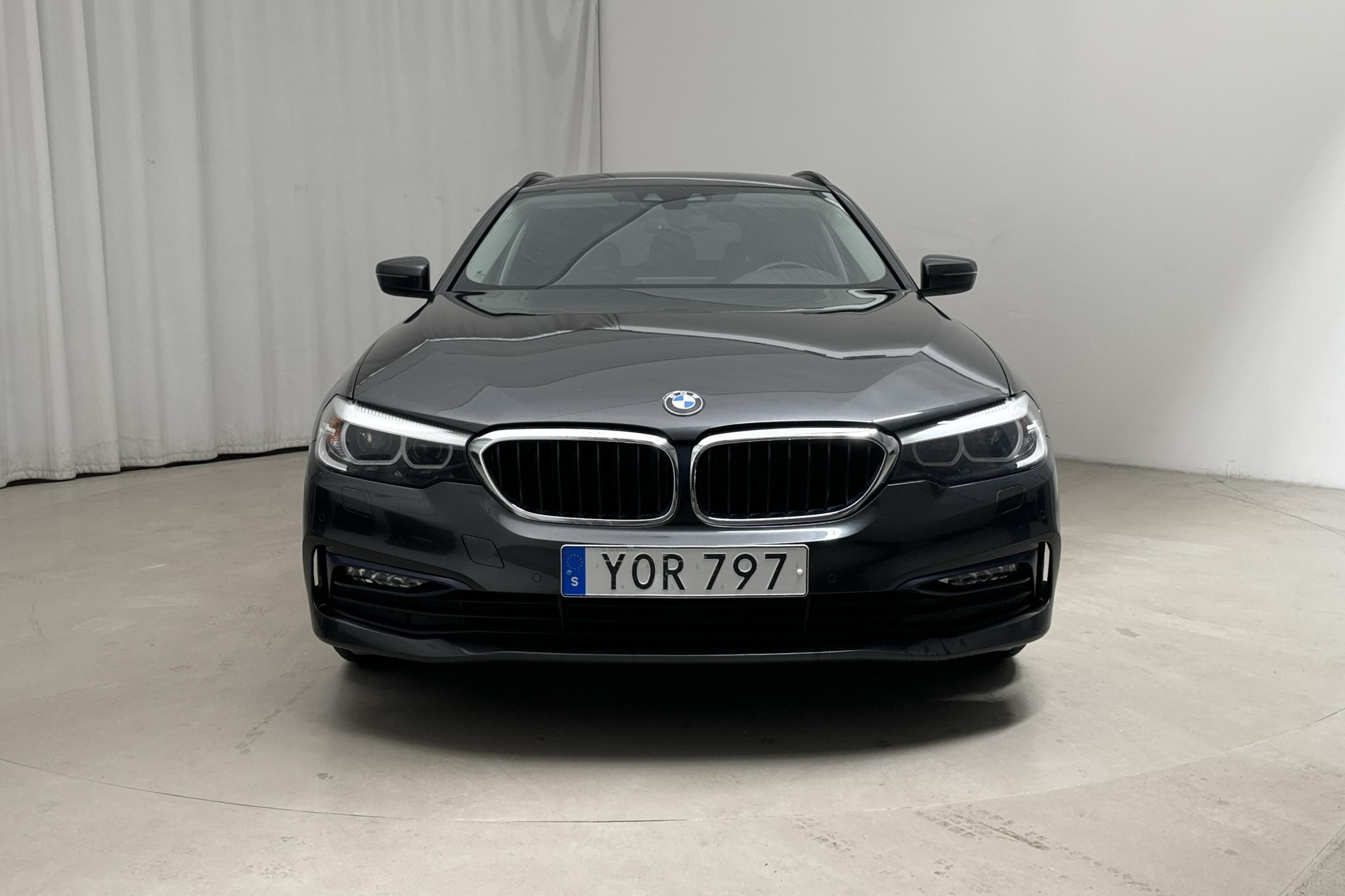 BMW 520d xDrive Touring, G31 (190hk) - 130 760 km - Automatic - gray - 2018