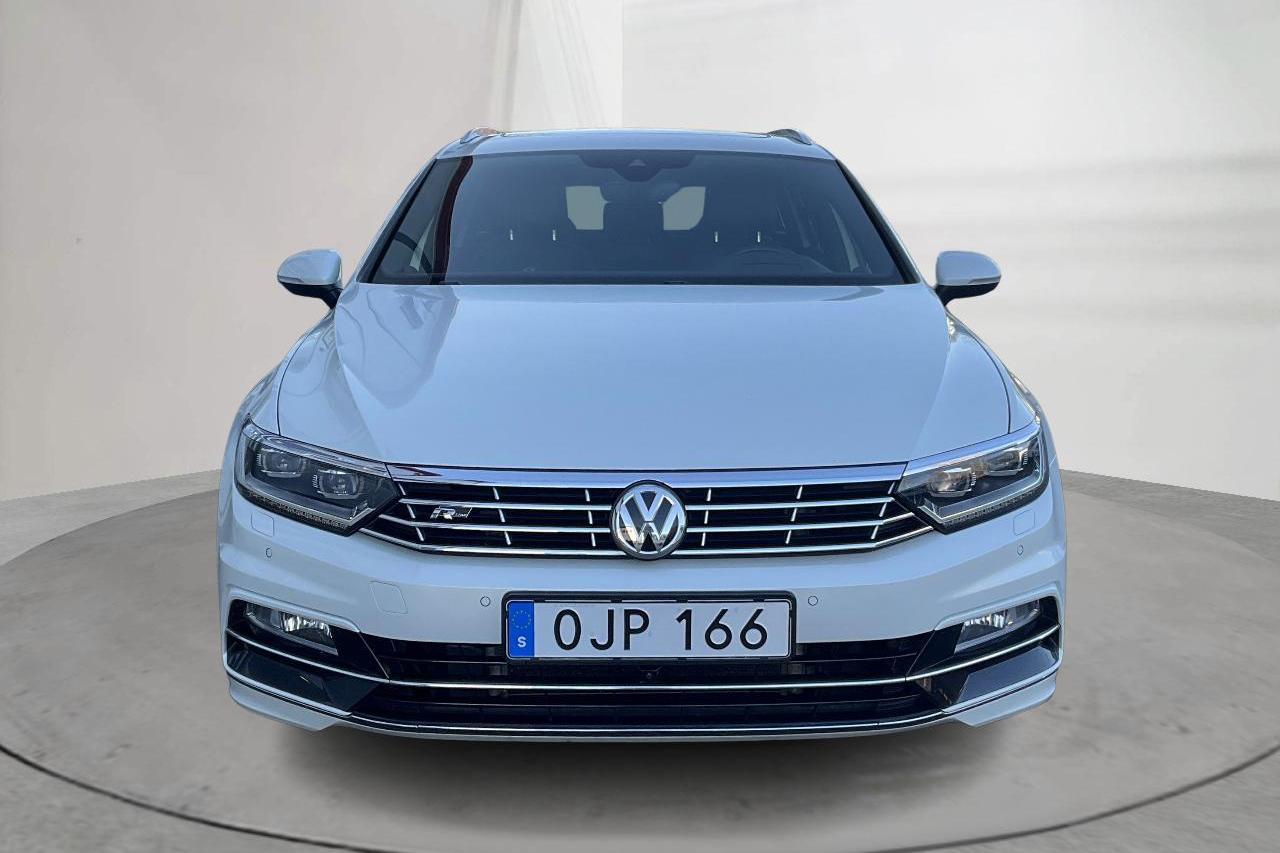 VW Passat 2.0 TSI Sportscombi 4MOTION (280hk) - 151 990 km - Automaattinen - valkoinen - 2017