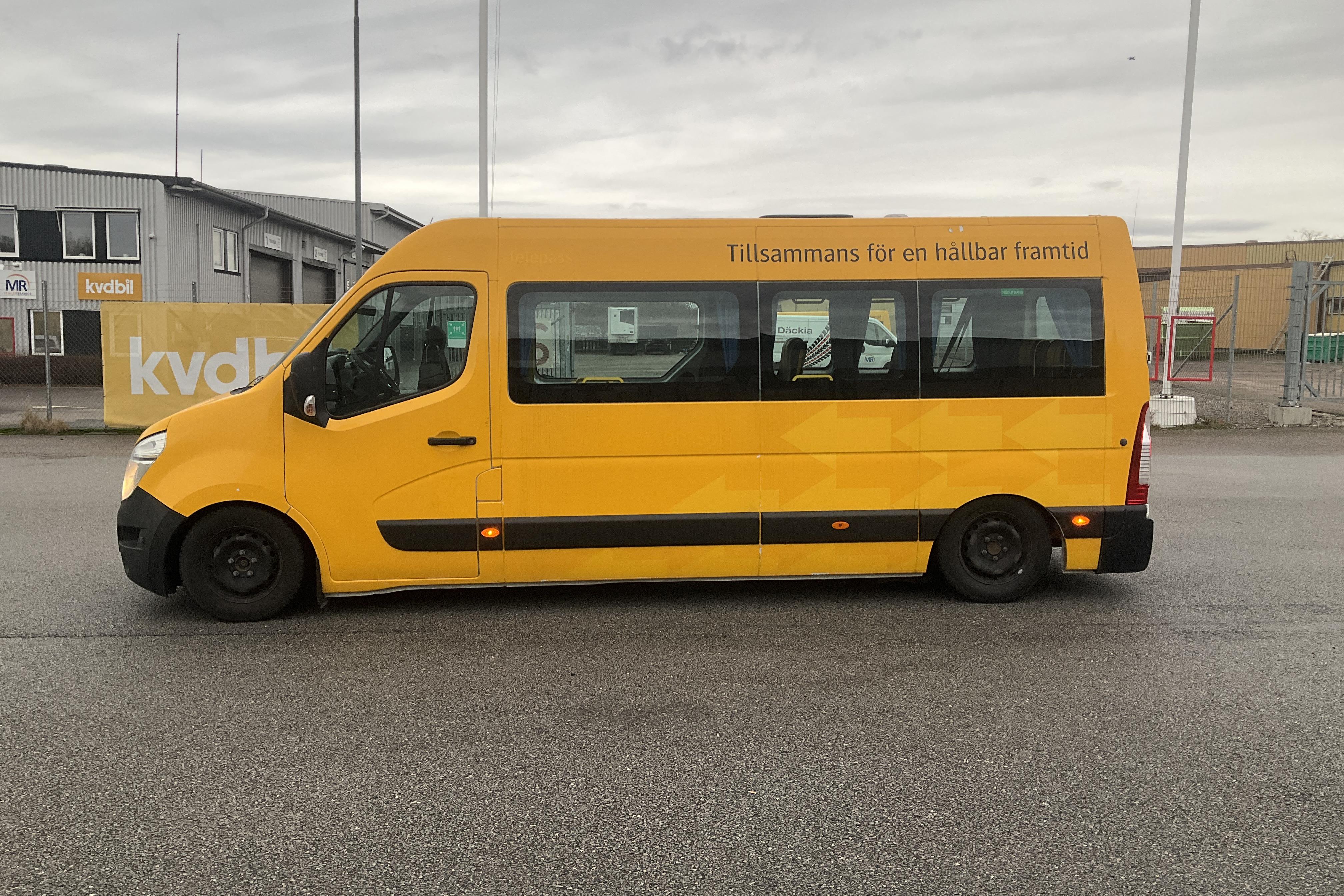 Nissan NV400 2.3 dCi Skåp (145hk) - 311 191 km - Manual - yellow - 2018