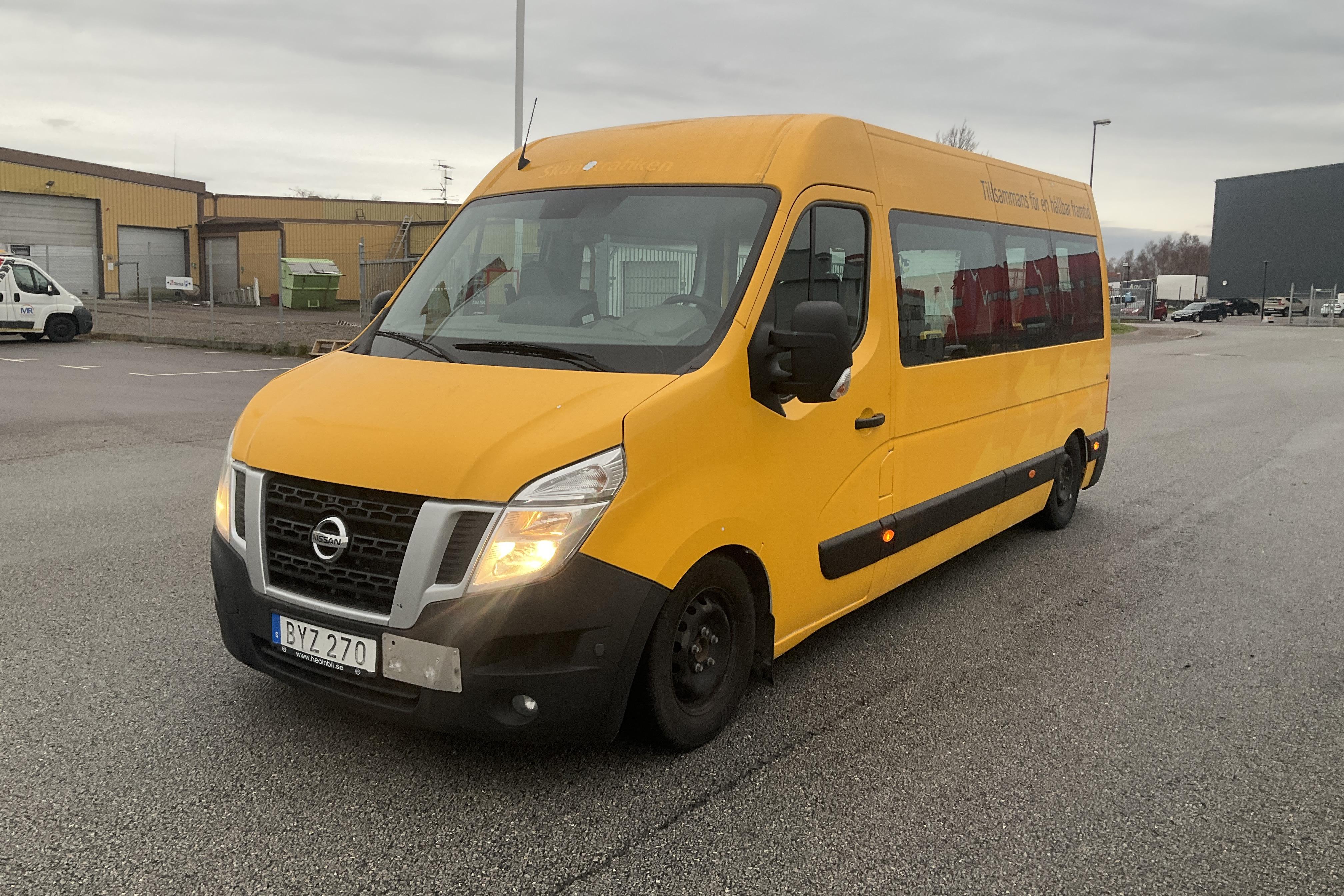 Nissan NV400 2.3 dCi Skåp (145hk) - 311 191 km - Manual - yellow - 2018