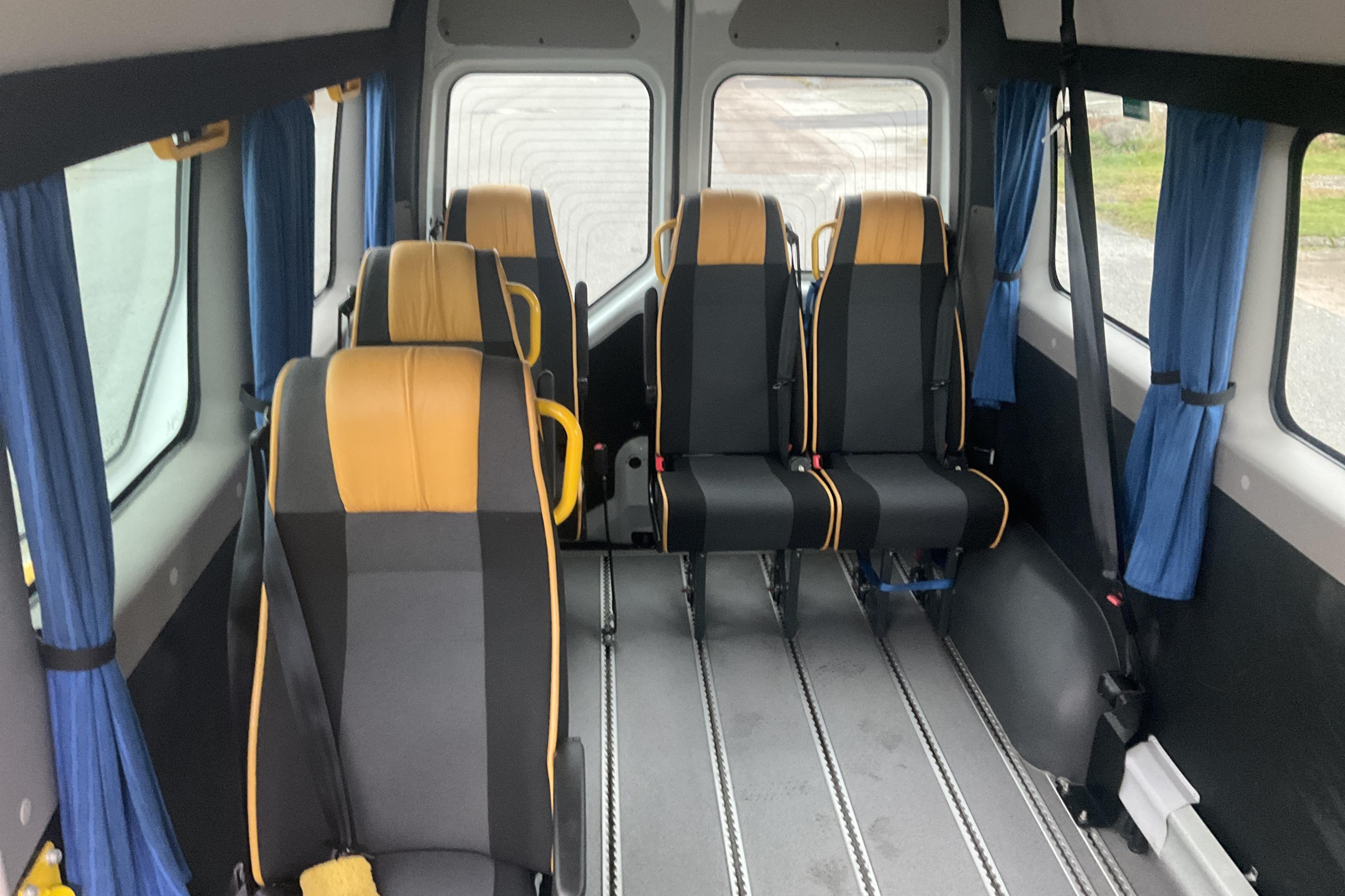 Nissan NV400 2.3 dCi Skåp (145hk) - 311 191 km - Manual - yellow - 2018