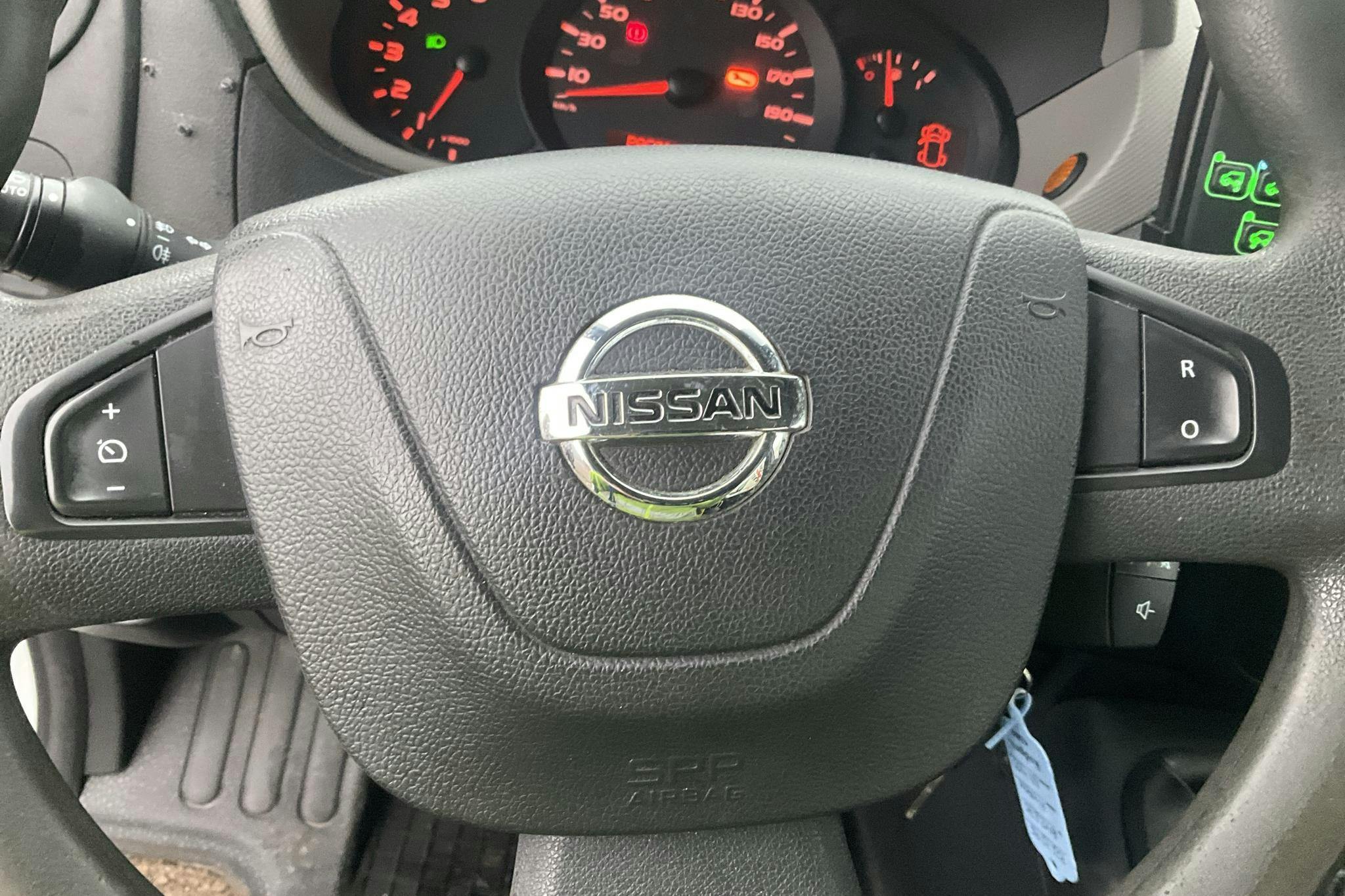 Nissan NV400 2.3 dCi Skåp (145hk) - 311 191 km - Manual - yellow - 2018