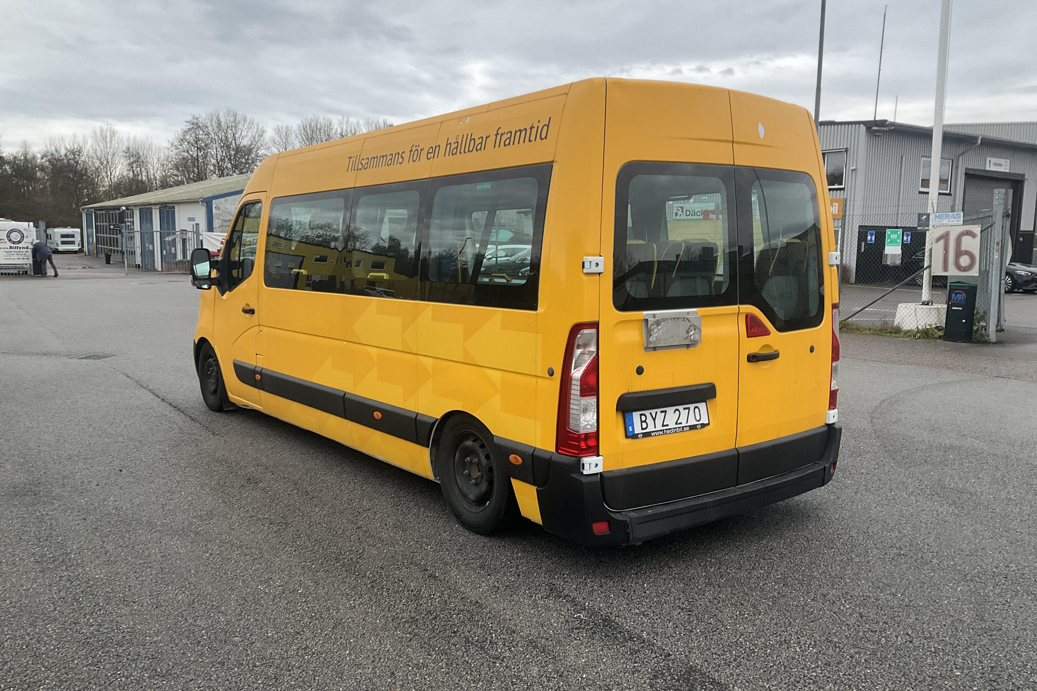 Nissan NV400 2.3 dCi Skåp (145hk) - 311 191 km - Manual - yellow - 2018